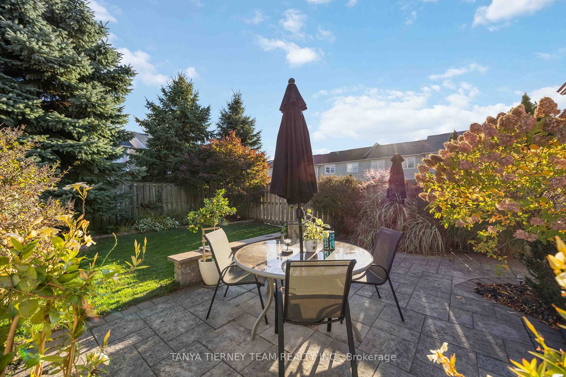Photo 42 of 76 Northgrove Crescent, Whitby, Brooklin — HOMEH