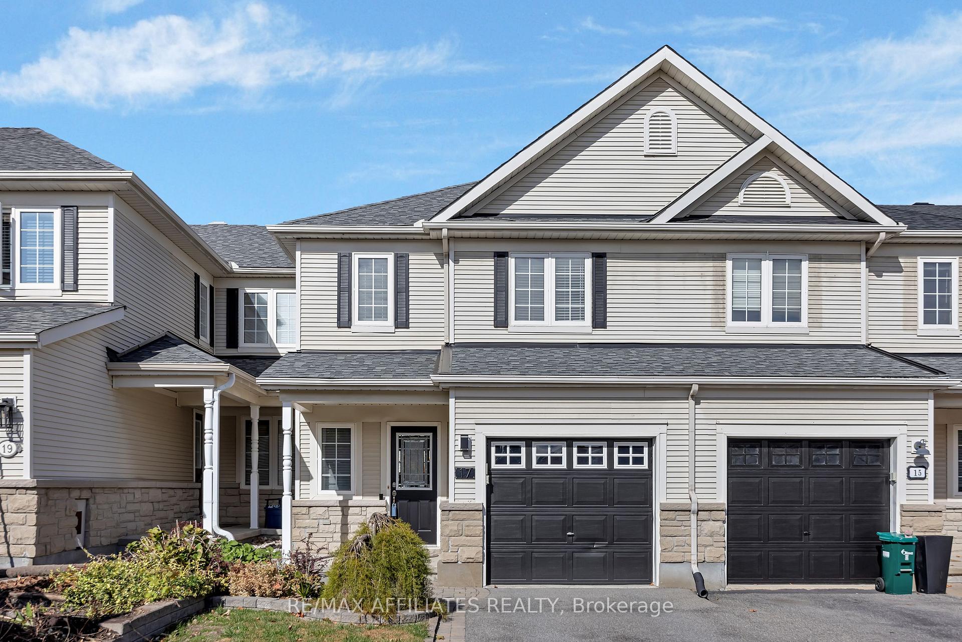 Photo 1 of 17 Kirkstone Private, Ottawa, Barrhaven - Stonebridge — HOMEH