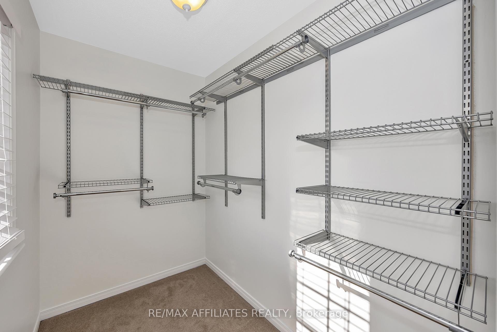 Photo 21 of 17 Kirkstone Private, Ottawa, Barrhaven - Stonebridge — HOMEH