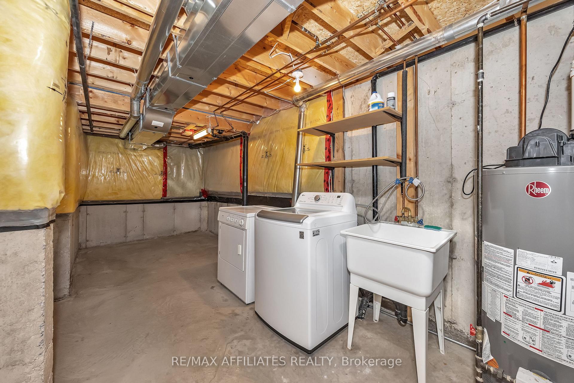 Photo 32 of 17 Kirkstone Private, Ottawa, Barrhaven - Stonebridge — HOMEH