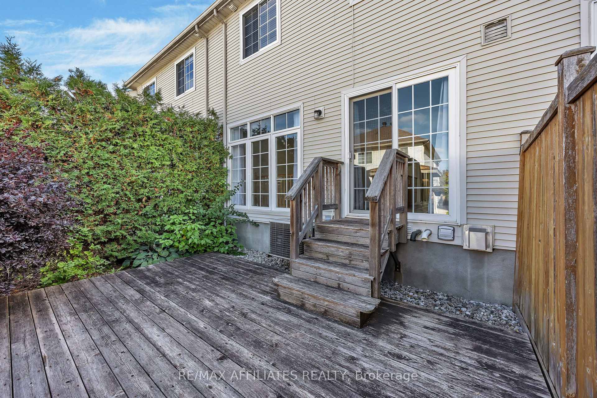 Photo 34 of 17 Kirkstone Private, Ottawa, Barrhaven - Stonebridge — HOMEH