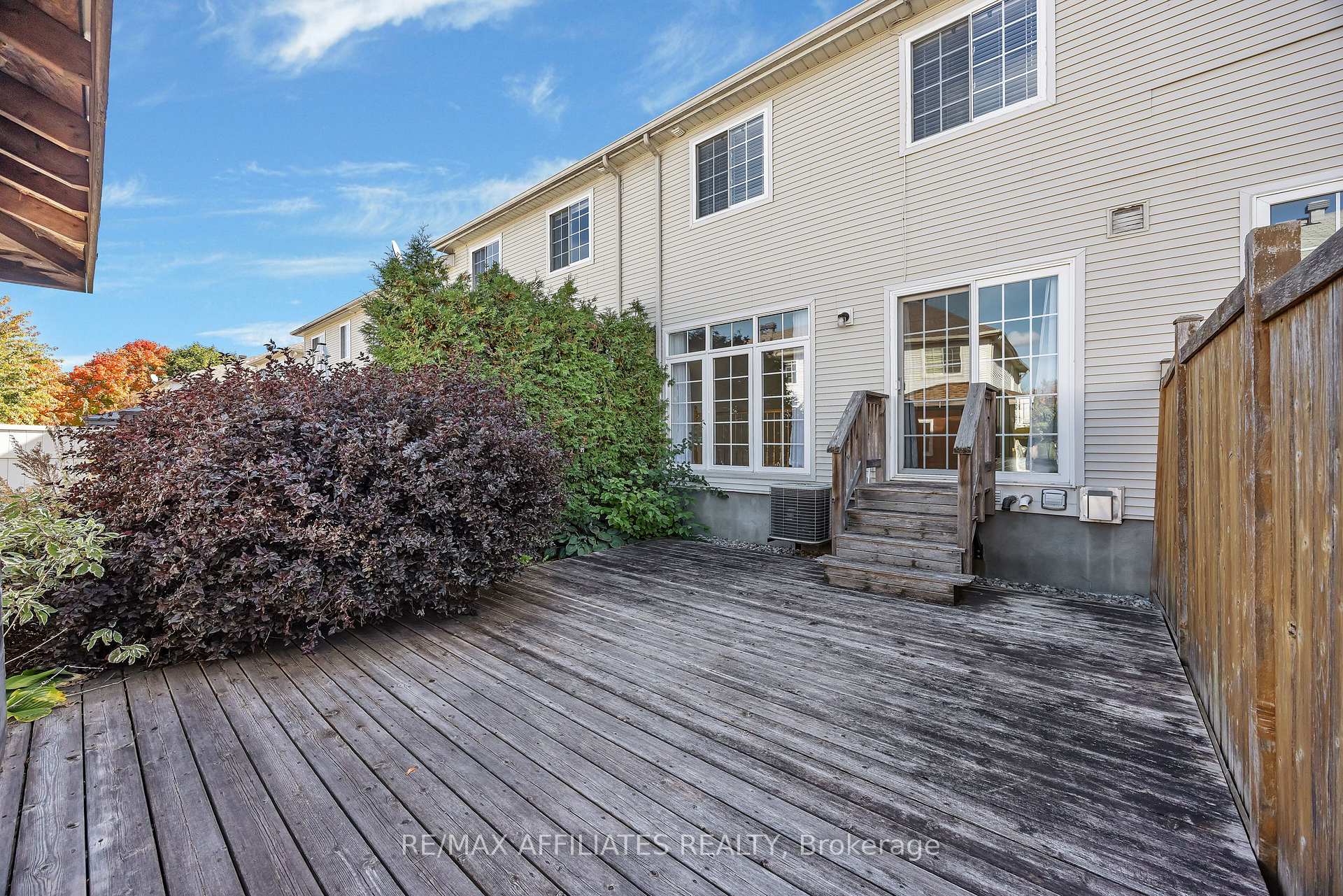 Photo 33 of 17 Kirkstone Private, Ottawa, Barrhaven - Stonebridge — HOMEH