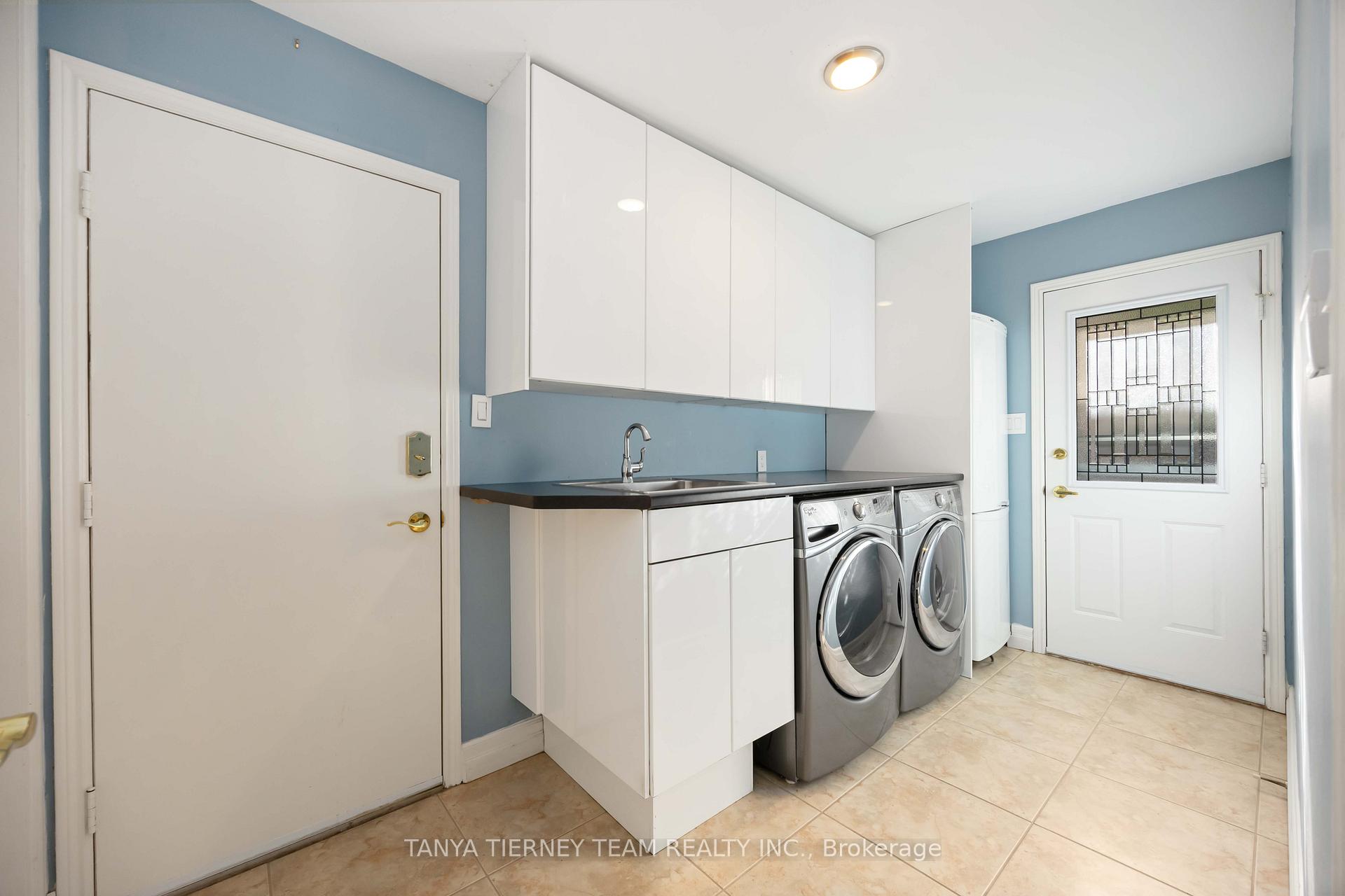 Photo 24 of 6 Lyndhurst Crescent, Whitby, Williamsburg — HOMEH