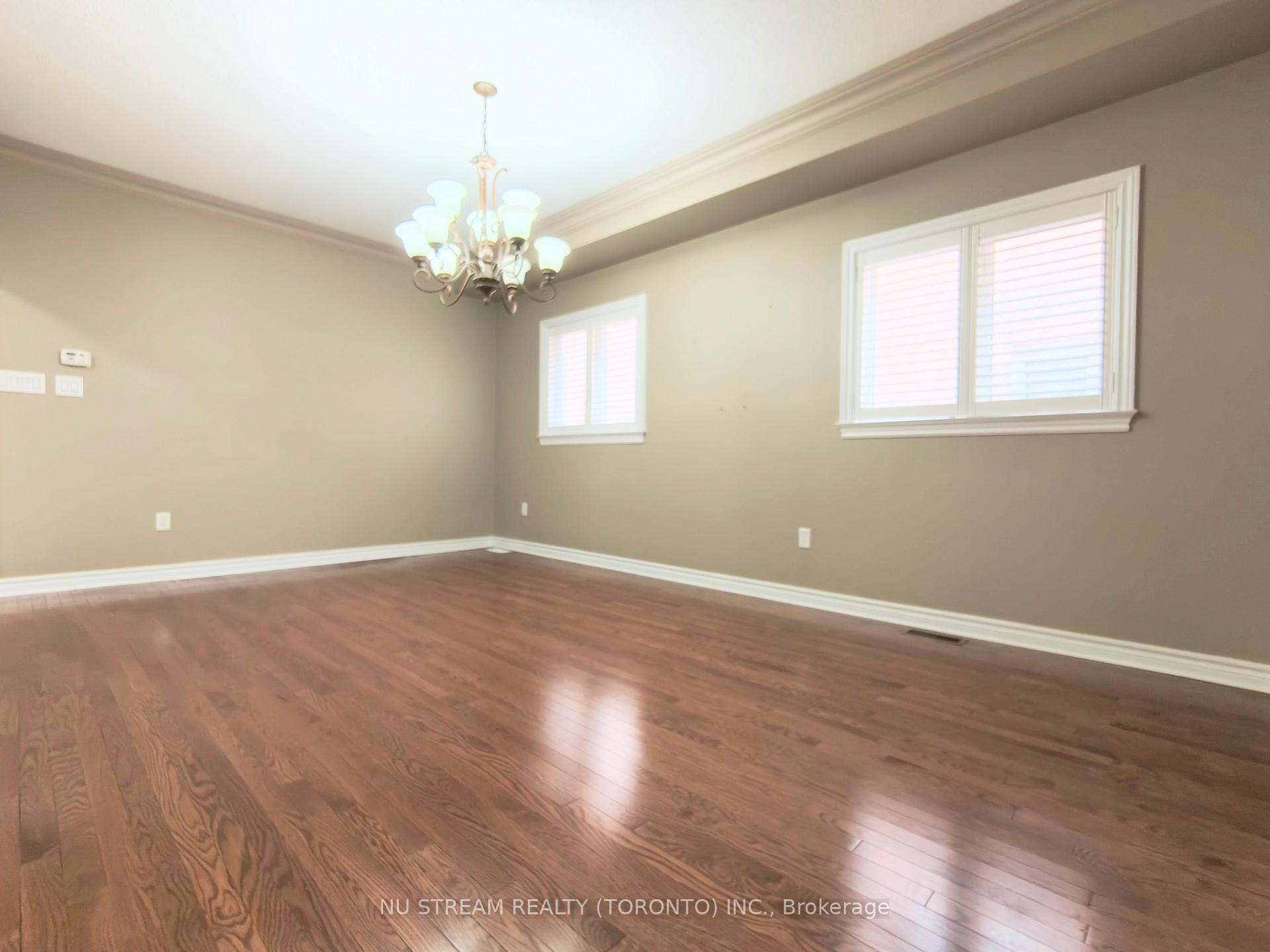 Photo 6 of 279 Twin Hills Crescent, Vaughan, Vellore Village — HOMEH