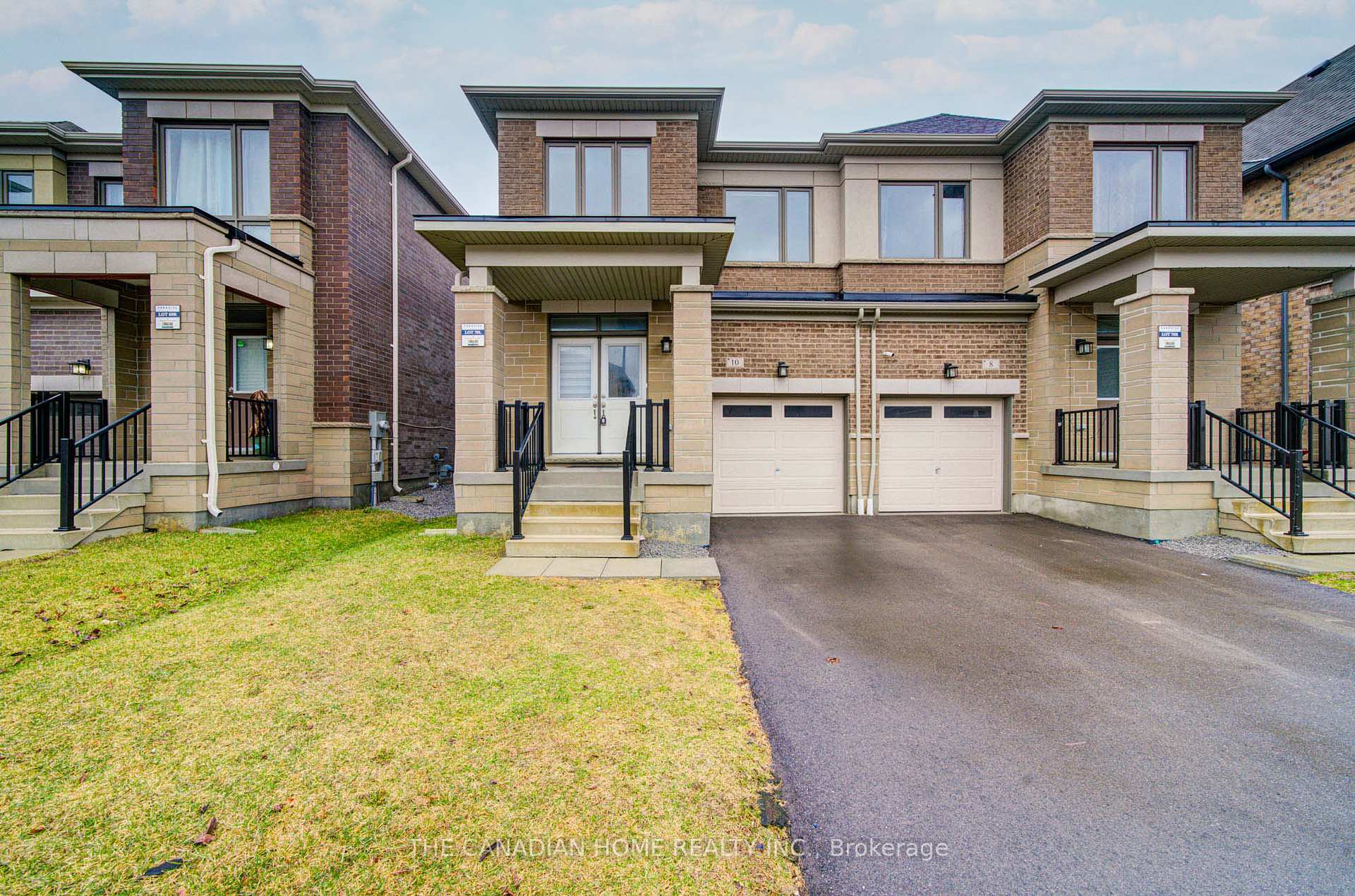 Photo 1 of 10 Conarty Crescent, Whitby, Williamsburg — HOMEH