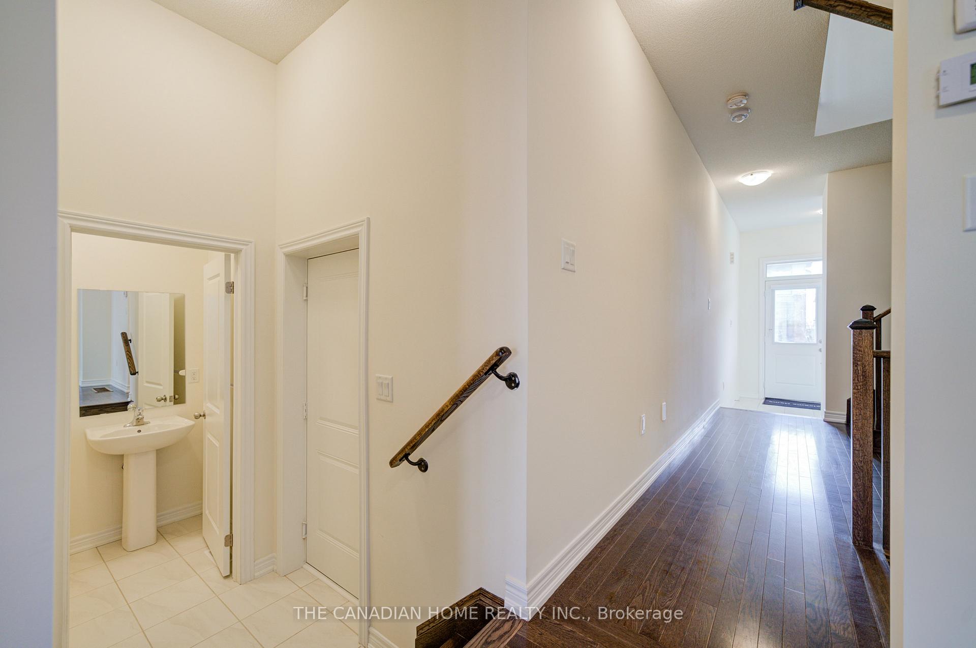 Photo 11 of 10 Conarty Crescent, Whitby, Williamsburg — HOMEH