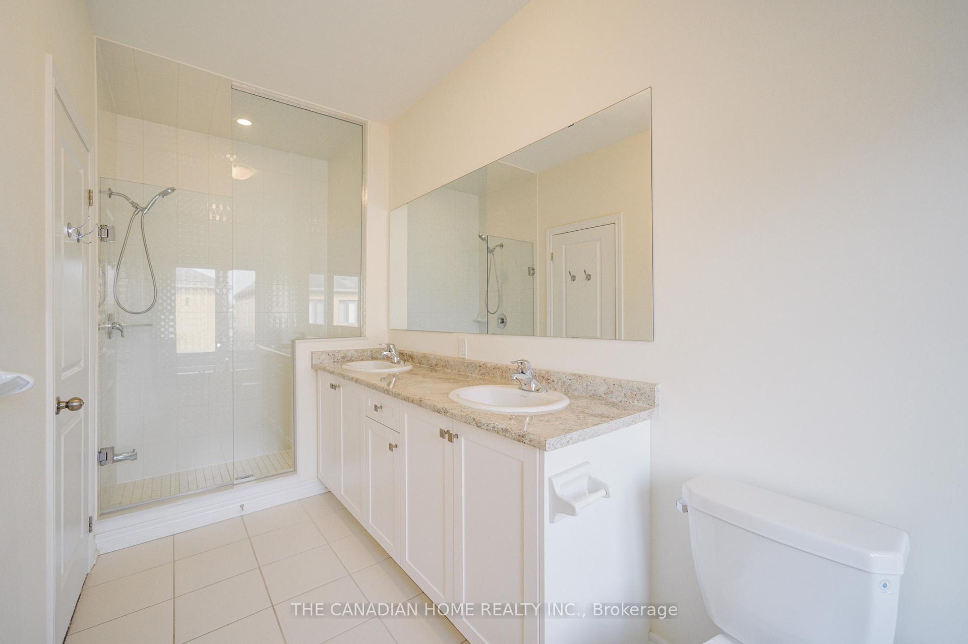 Photo 28 of 10 Conarty Crescent, Whitby, Williamsburg — HOMEH
