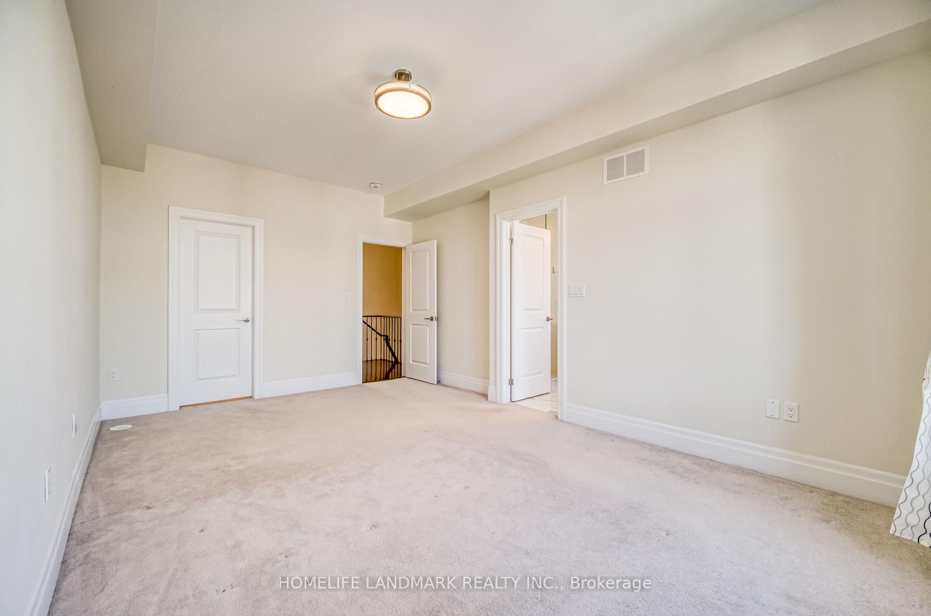Photo 21 of 18 Golden Trail, Vaughan, Patterson — HOMEH