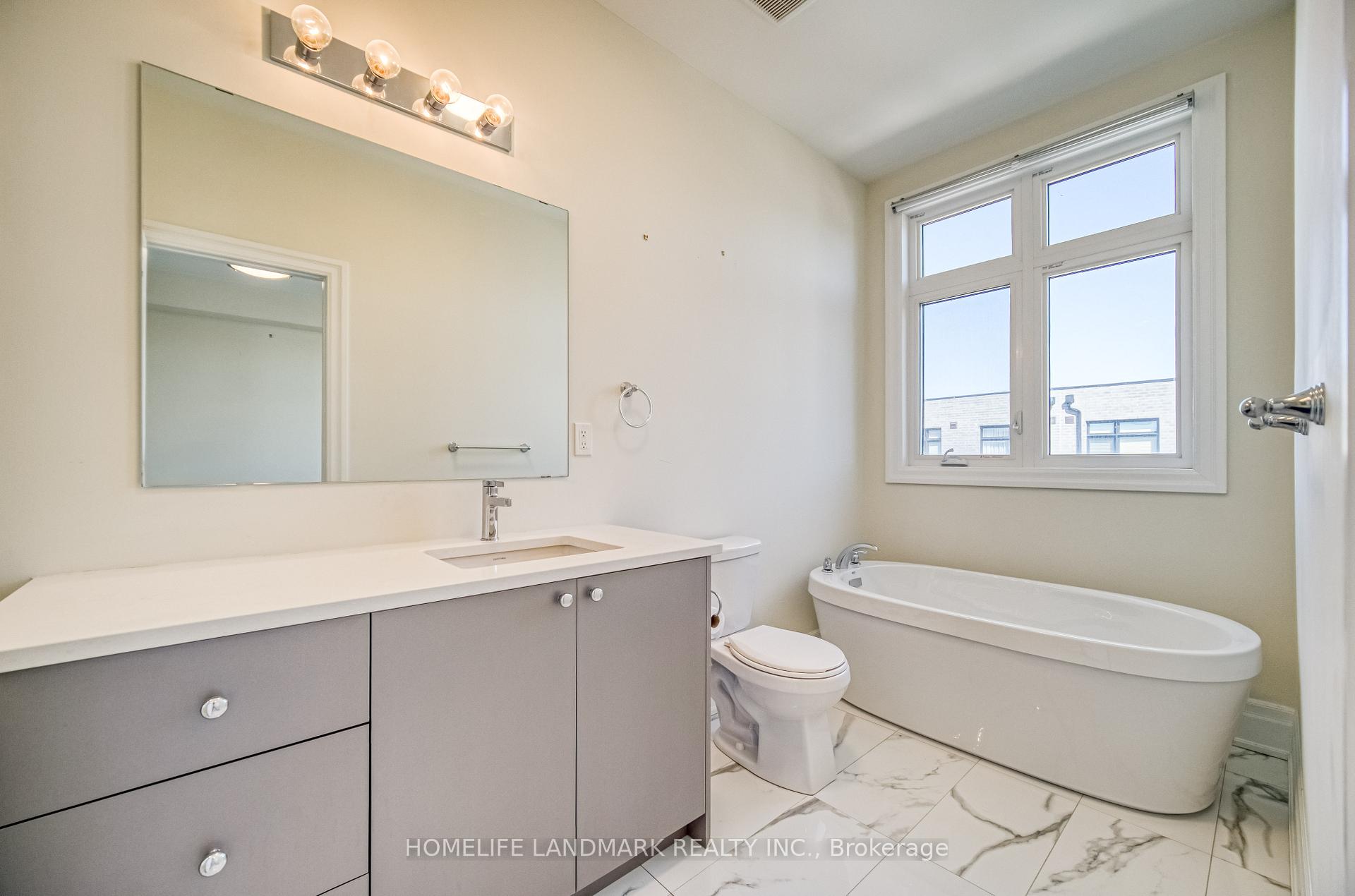 Photo 23 of 18 Golden Trail, Vaughan, Patterson — HOMEH