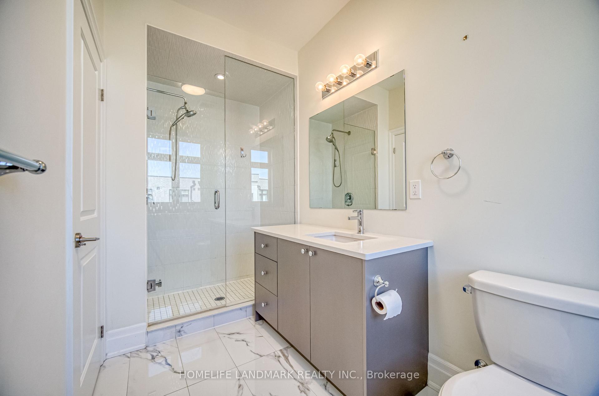 Photo 24 of 18 Golden Trail, Vaughan, Patterson — HOMEH