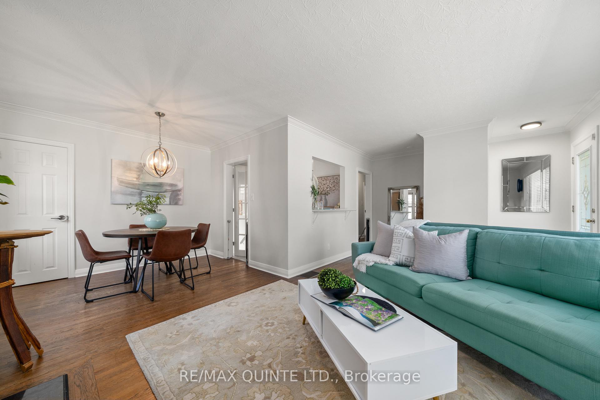 Photo 9 of 20 Strathcona Drive, Belleville — HOMEH
