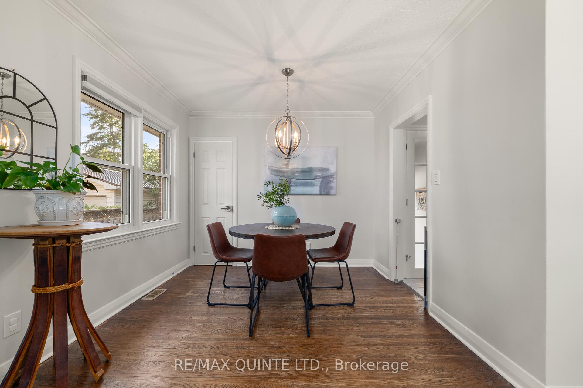 Photo 10 of 20 Strathcona Drive, Belleville — HOMEH