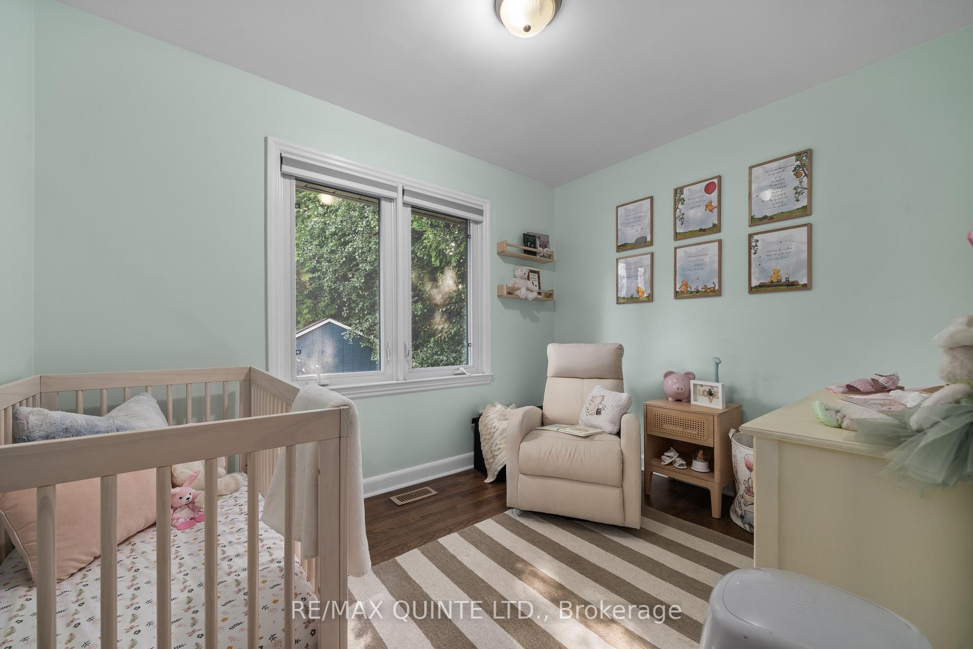 Photo 13 of 20 Strathcona Drive, Belleville — HOMEH