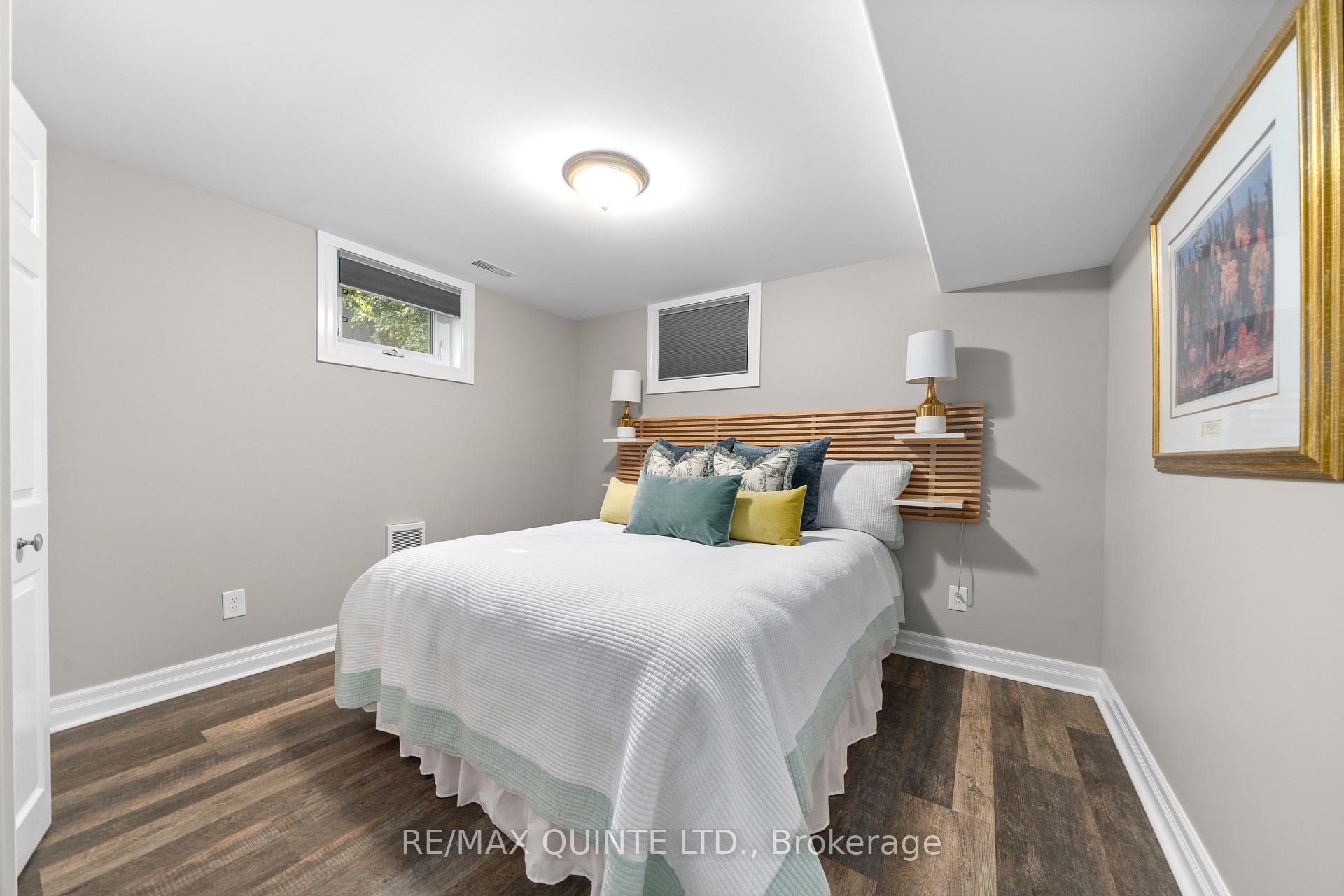 Photo 38 of 20 Strathcona Drive, Belleville — HOMEH
