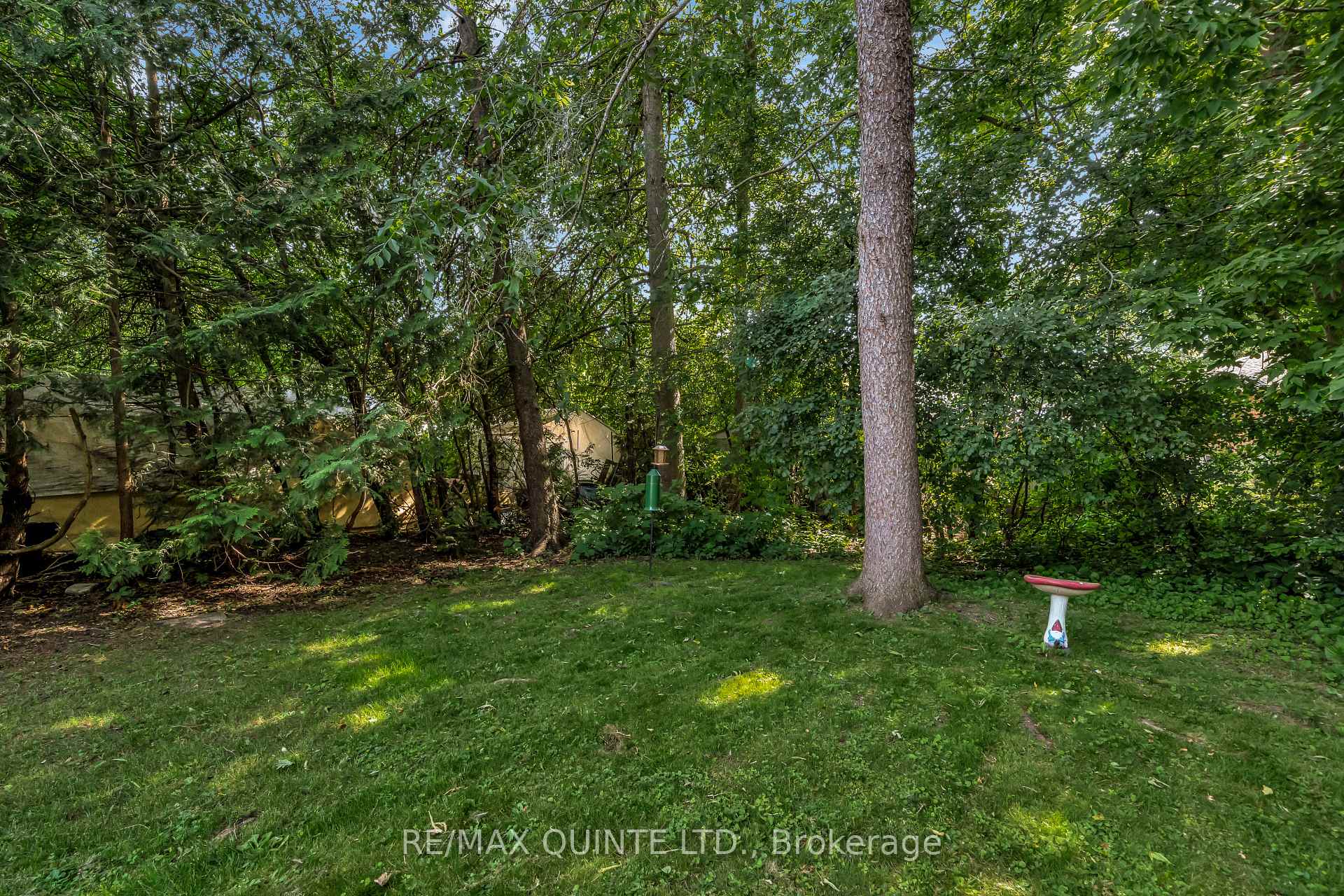 Photo 35 of 20 Strathcona Drive, Belleville — HOMEH