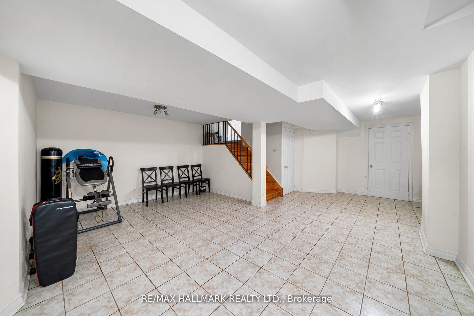 Photo 22 of 11 Alberta Drive, Vaughan, Concord — HOMEH