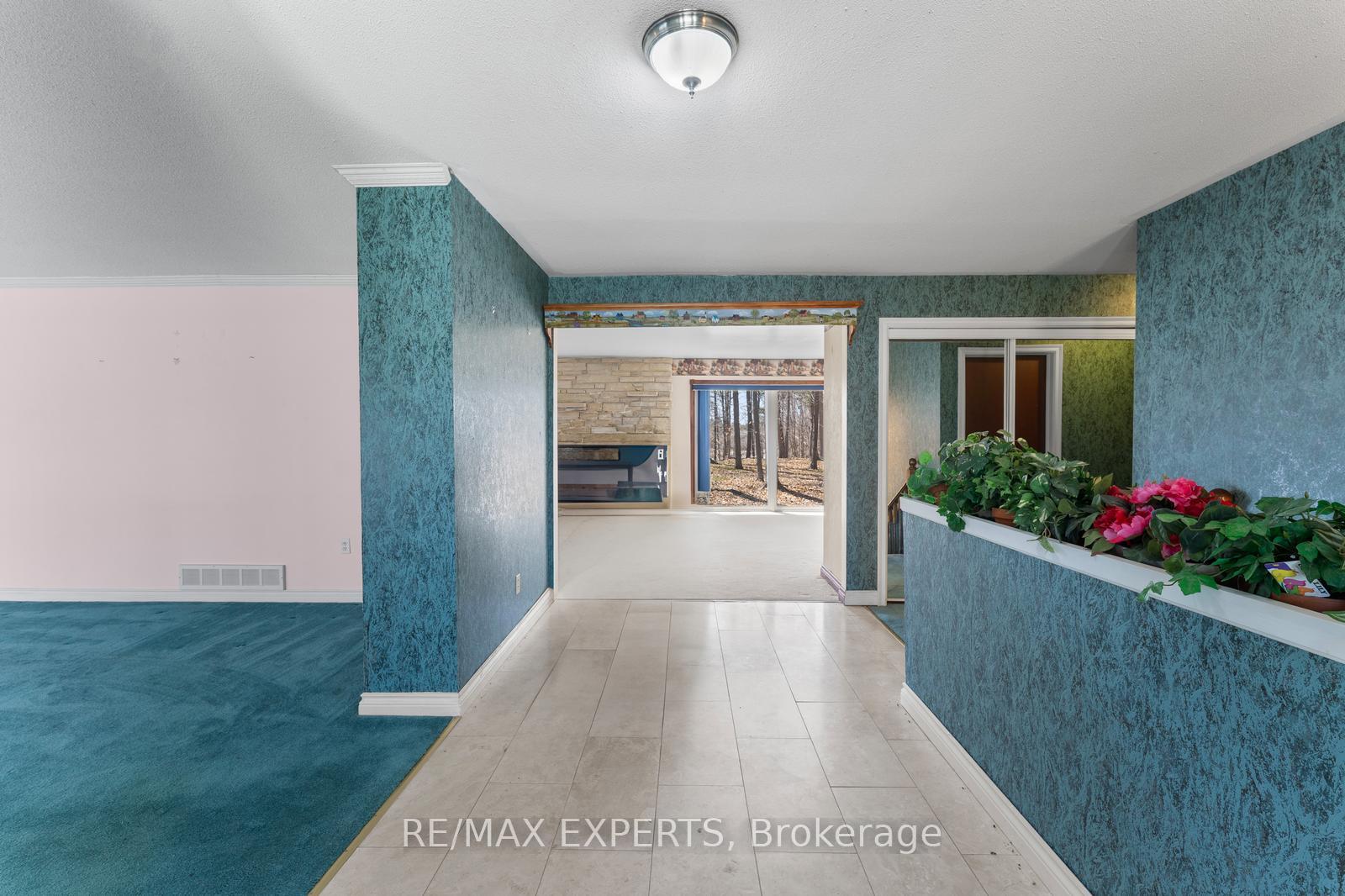 Photo 10 of 16 Millwood Parkway, Vaughan, Vellore Village — HOMEH
