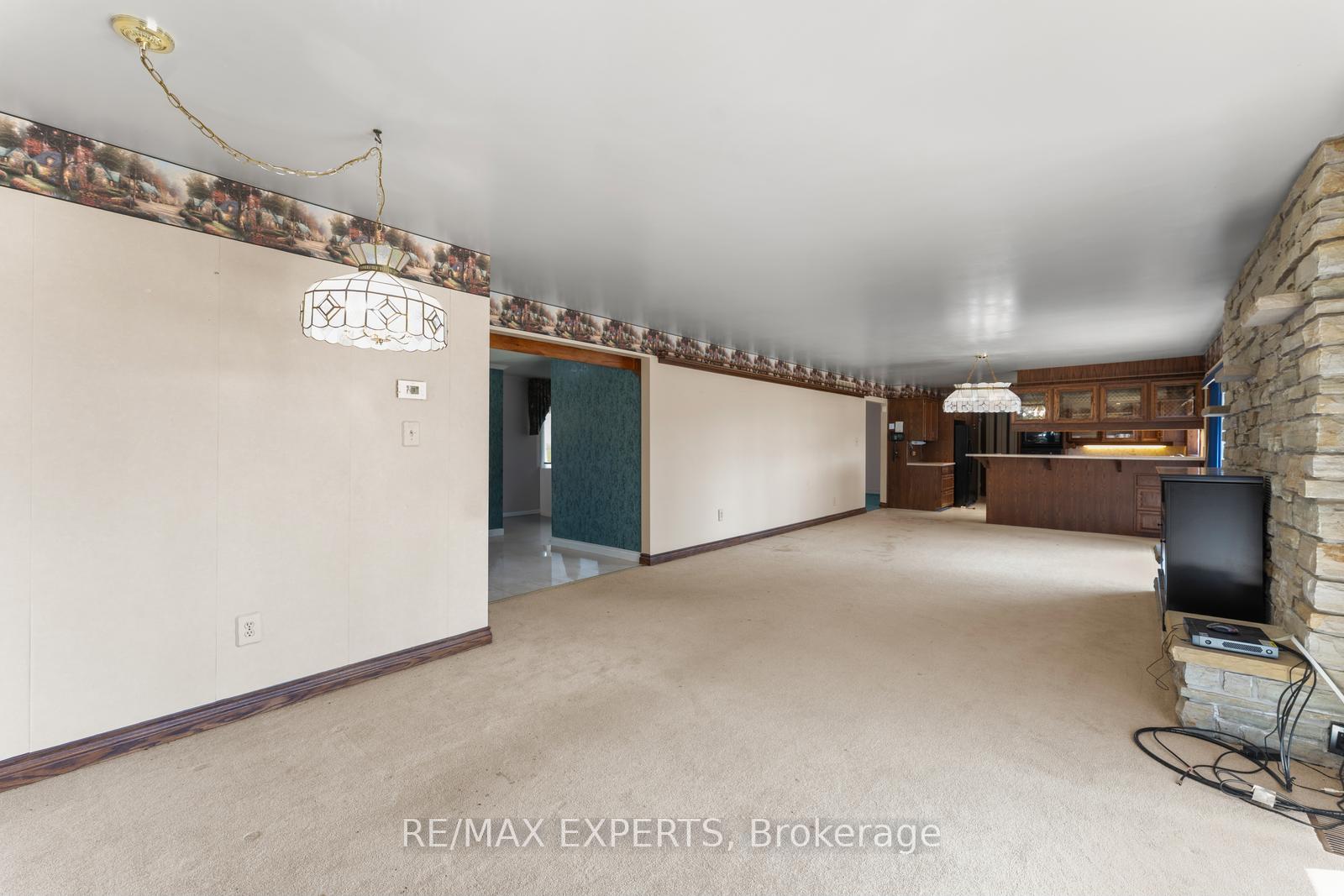 Photo 14 of 16 Millwood Parkway, Vaughan, Vellore Village — HOMEH