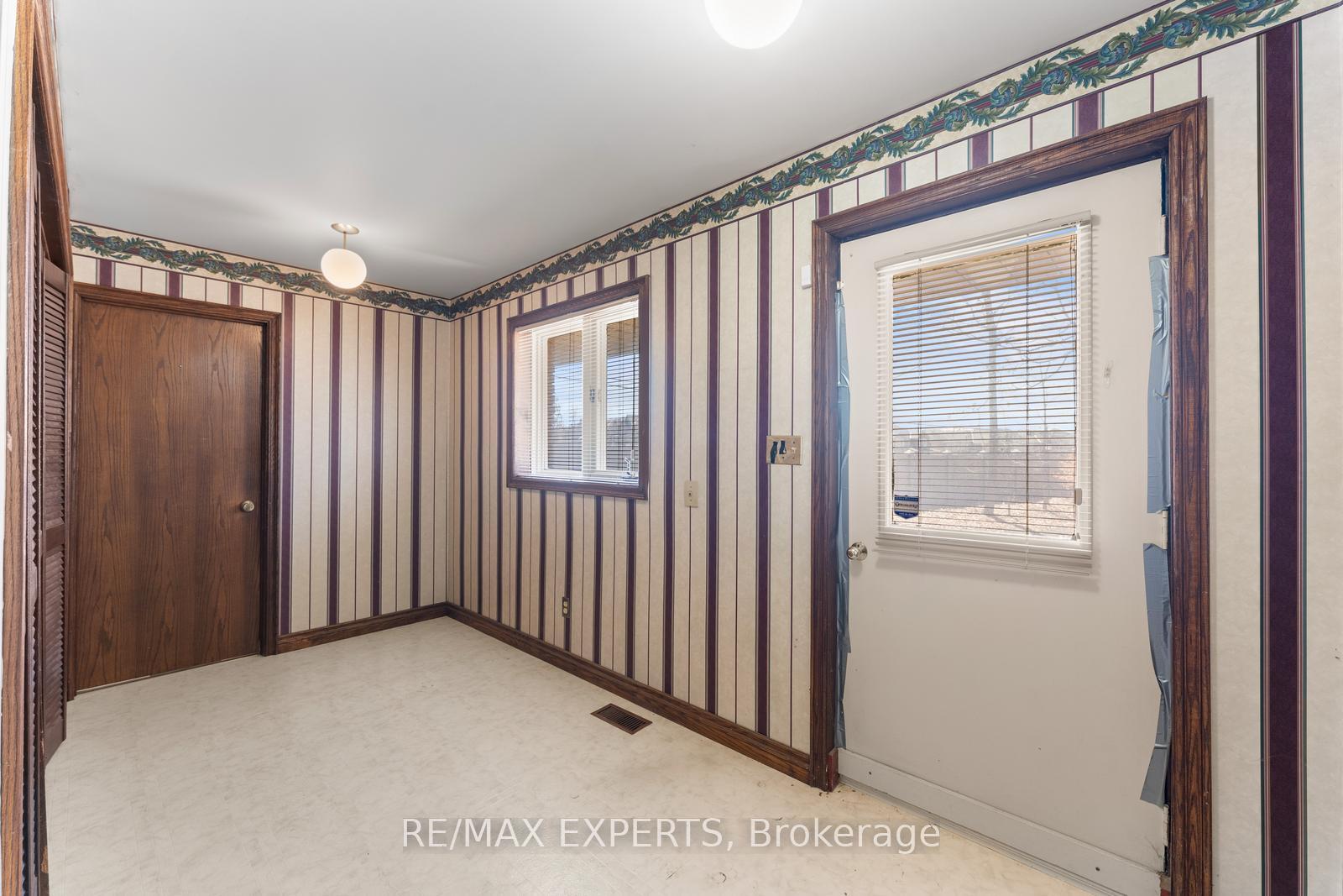 Photo 20 of 16 Millwood Parkway, Vaughan, Vellore Village — HOMEH