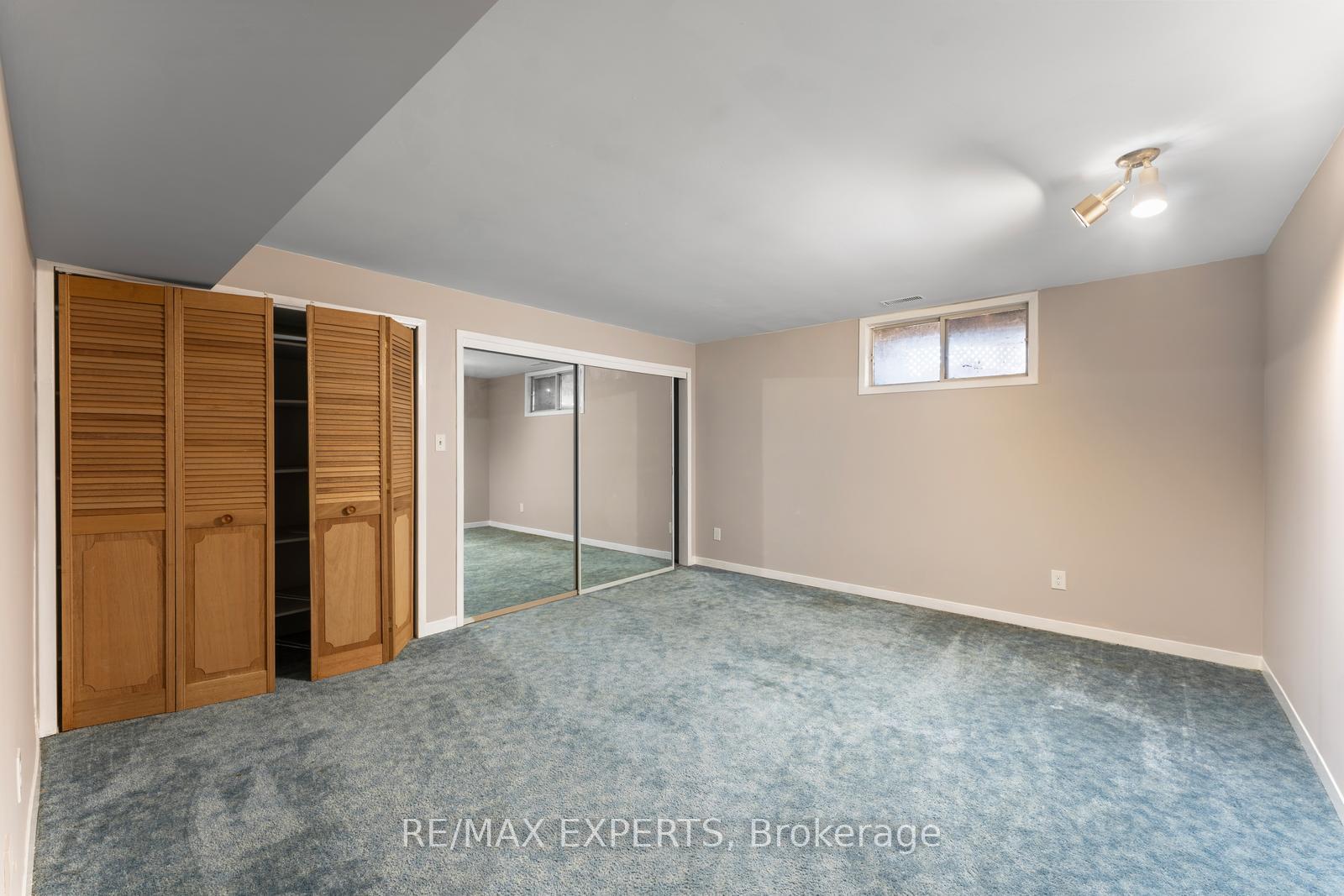 Photo 33 of 16 Millwood Parkway, Vaughan, Vellore Village — HOMEH