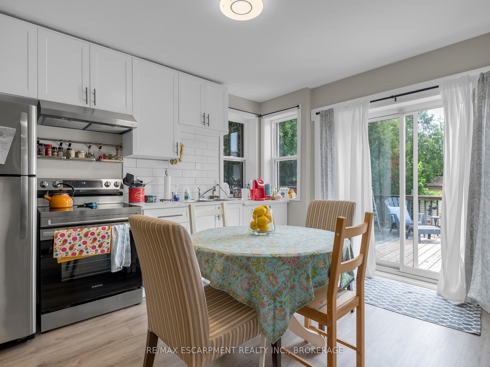 Photo 9 of 46 Commercial Street, Welland, Lincoln/Crowland — HOMEH