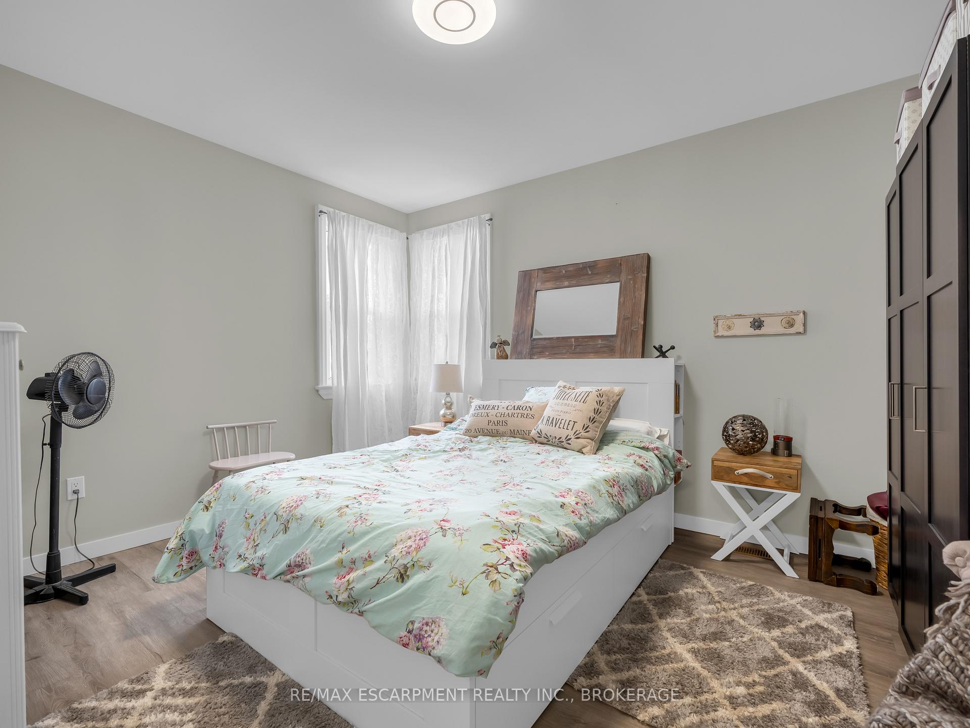 Photo 11 of 46 Commercial Street, Welland, Lincoln/Crowland — HOMEH