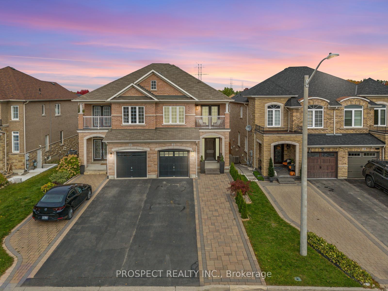 Photo 1 of 22 Worthview Drive, Vaughan, West Woodbridge — HOMEH