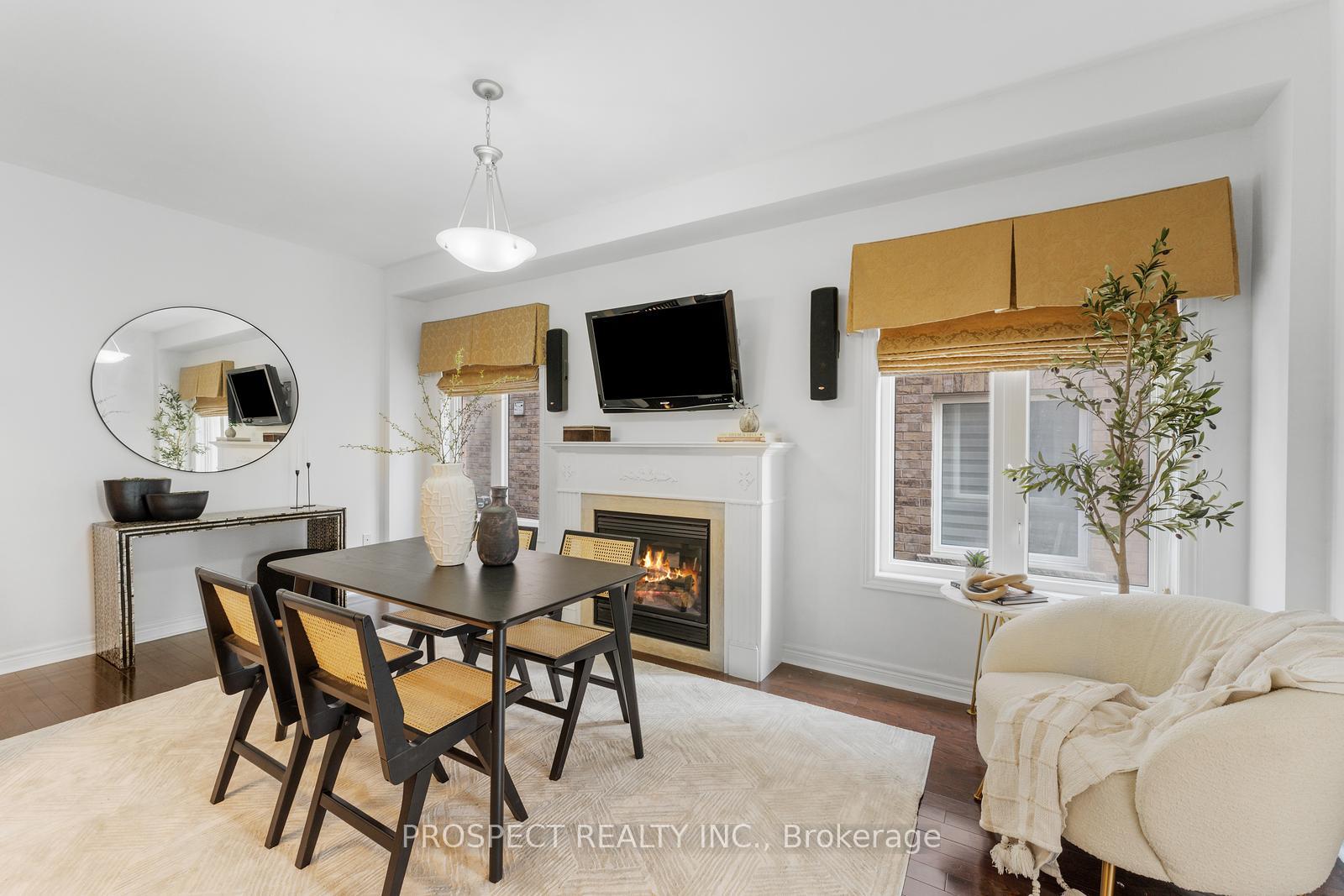Photo 9 of 22 Worthview Drive, Vaughan, West Woodbridge — HOMEH