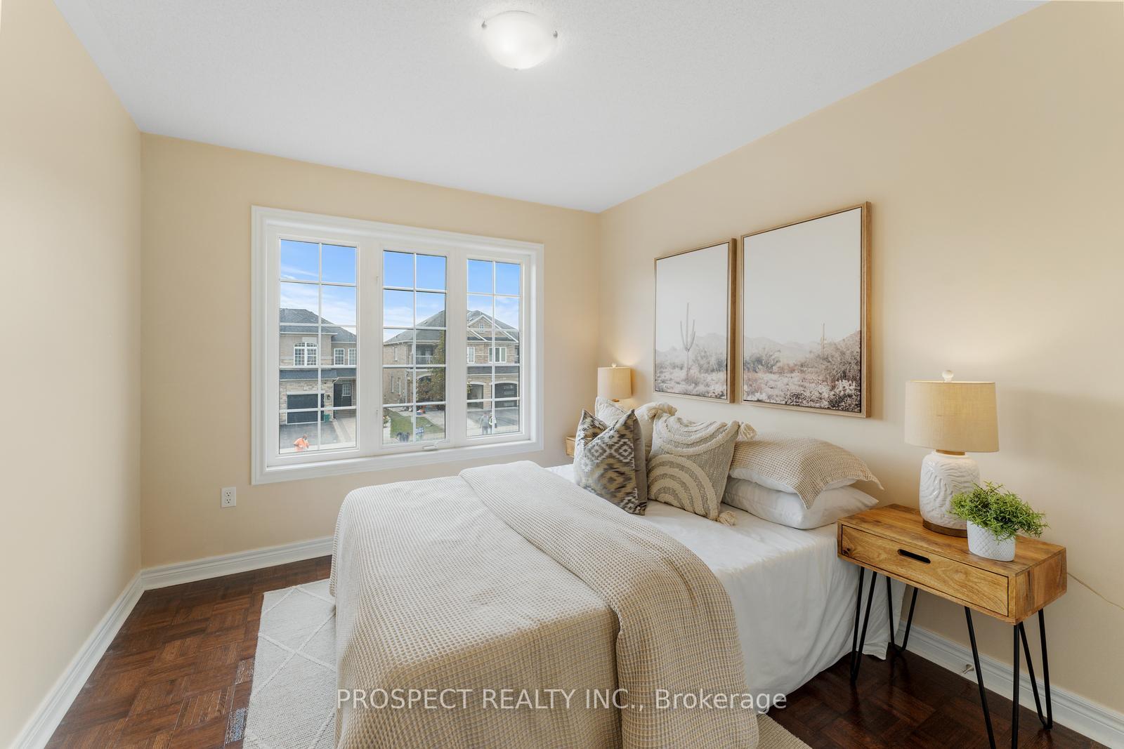 Photo 29 of 22 Worthview Drive, Vaughan, West Woodbridge — HOMEH