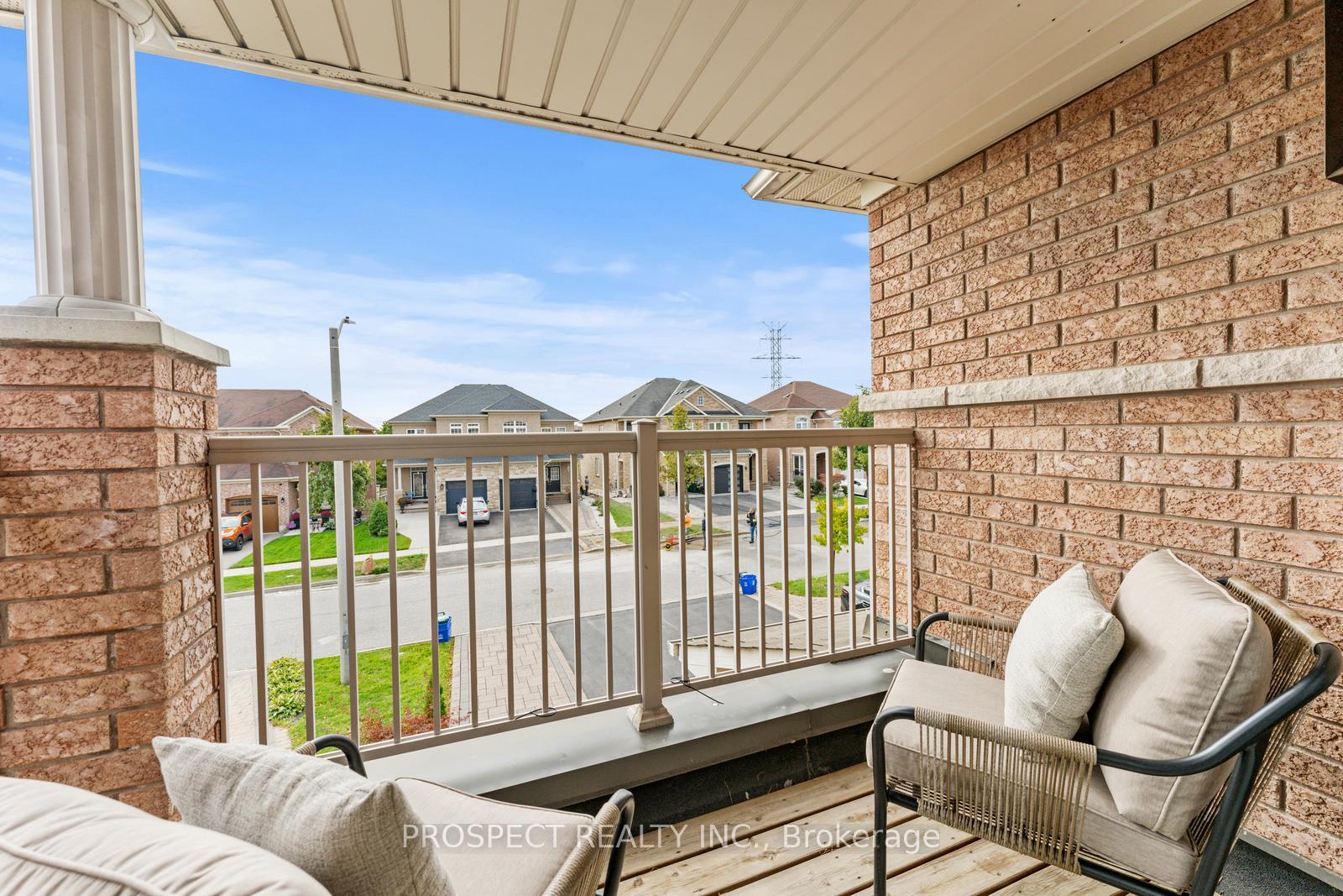 Photo 32 of 22 Worthview Drive, Vaughan, West Woodbridge — HOMEH