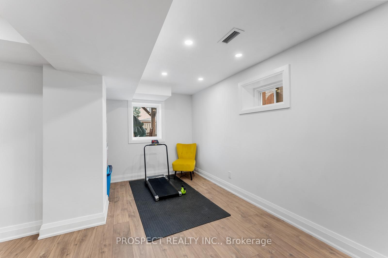 Photo 35 of 22 Worthview Drive, Vaughan, West Woodbridge — HOMEH