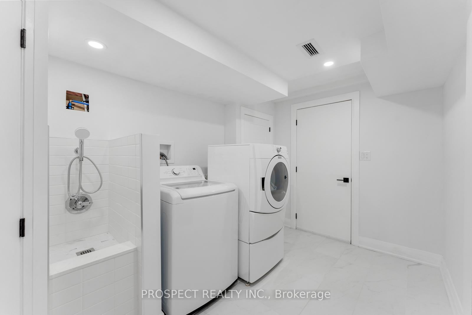 Photo 38 of 22 Worthview Drive, Vaughan, West Woodbridge — HOMEH