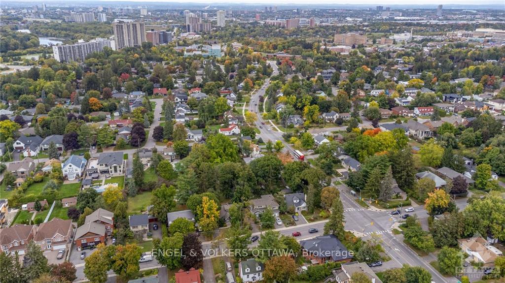 Photo 16 of 241 Pleasant Park Road, Ottawa, Faircrest Heights — HOMEH