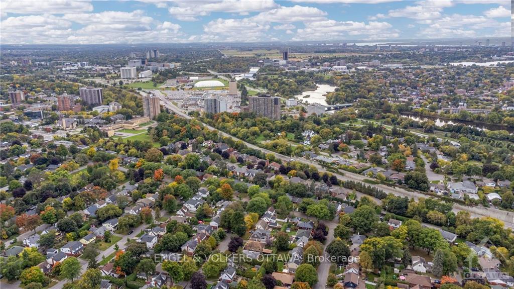 Photo 18 of 241 Pleasant Park Road, Ottawa, Faircrest Heights — HOMEH