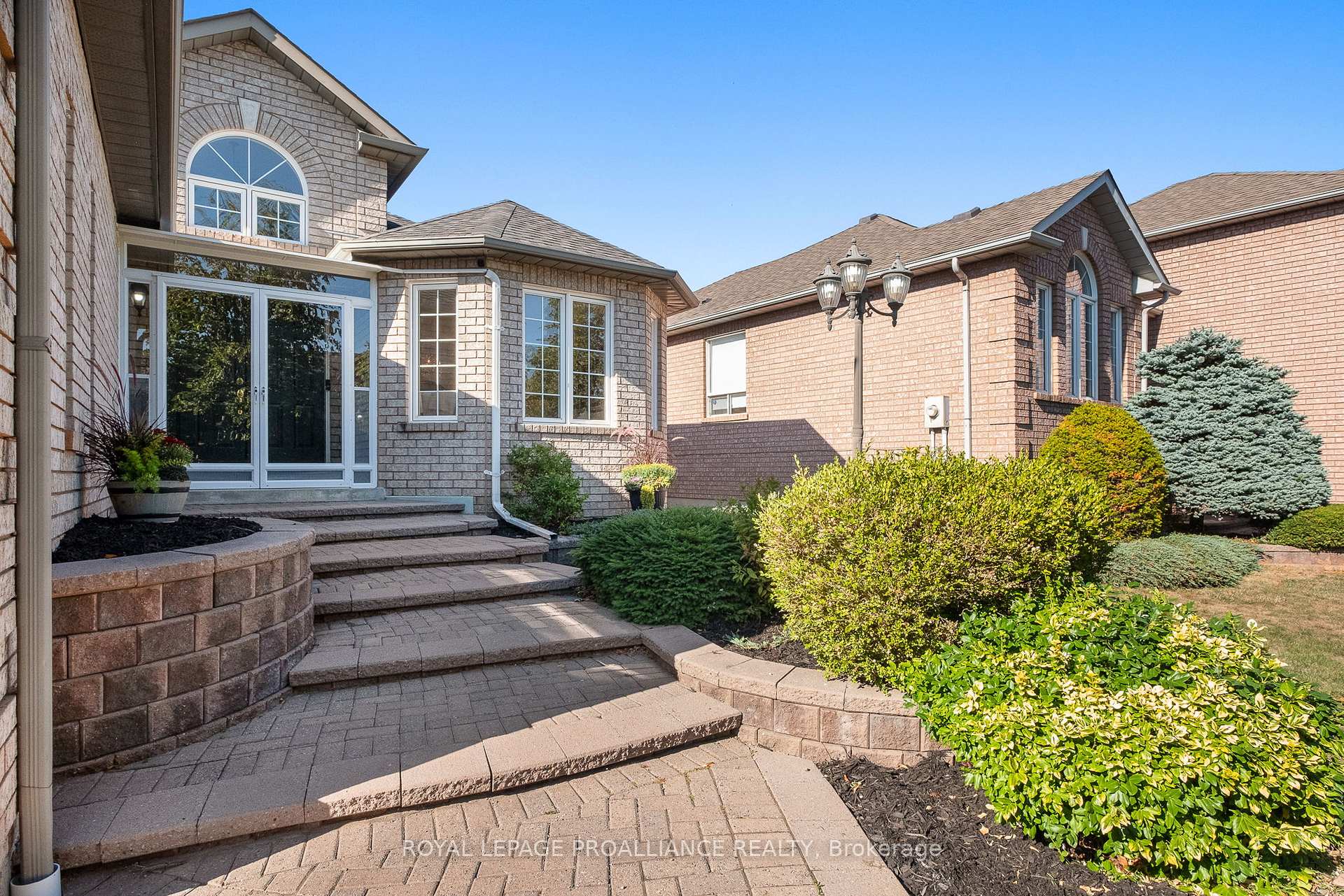Photo 3 of 20 Patrick Drive, Whitby, Pringle Creek — HOMEH