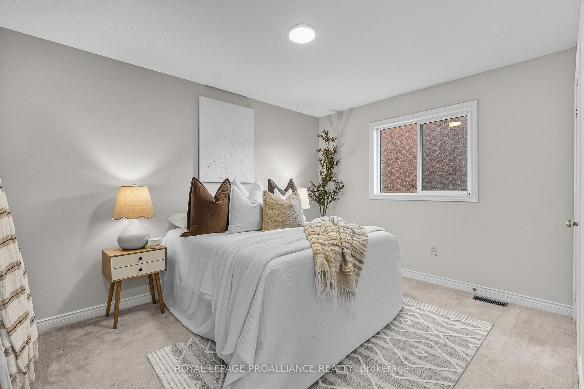 Photo 25 of 20 Patrick Drive, Whitby, Pringle Creek — HOMEH
