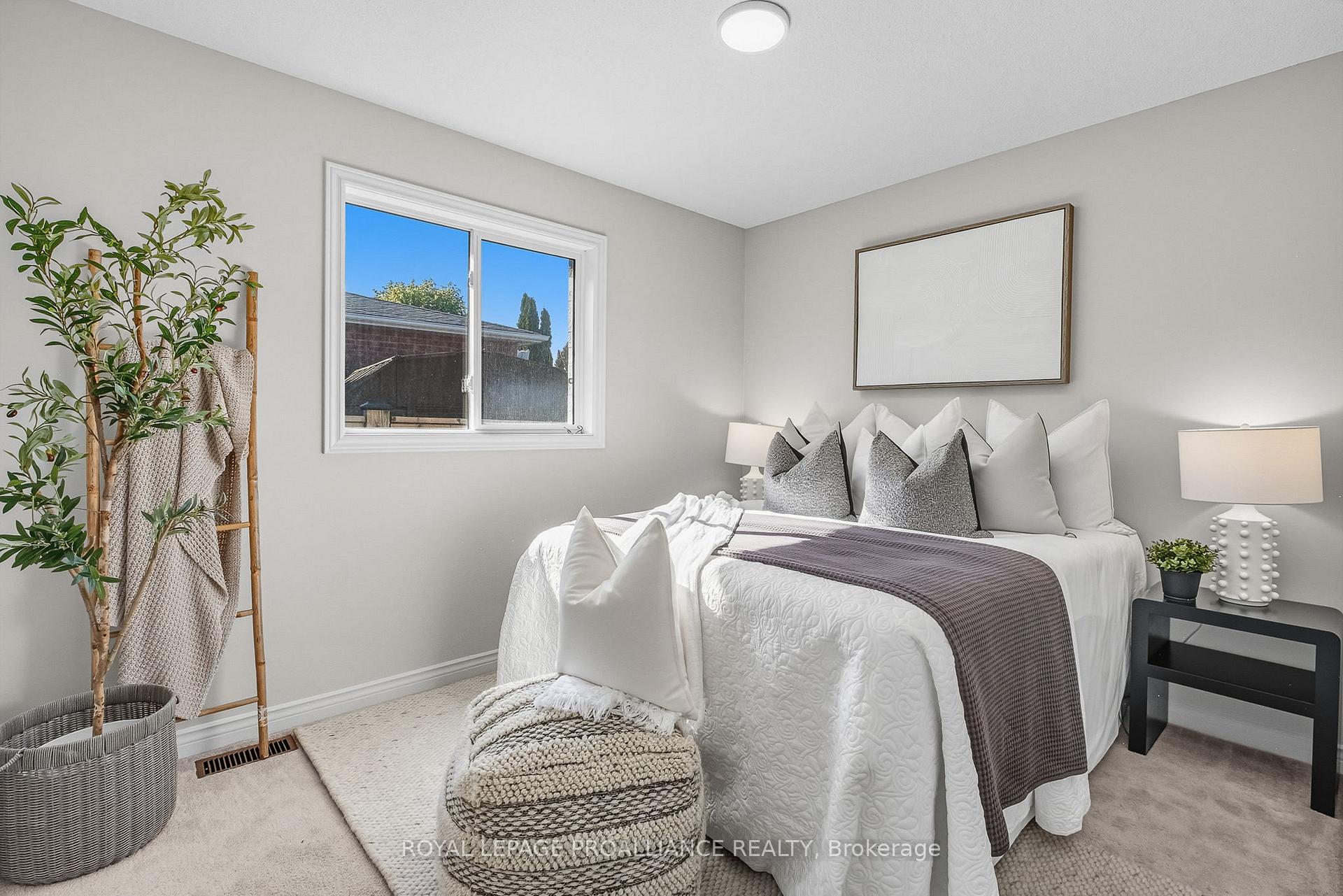Photo 27 of 20 Patrick Drive, Whitby, Pringle Creek — HOMEH