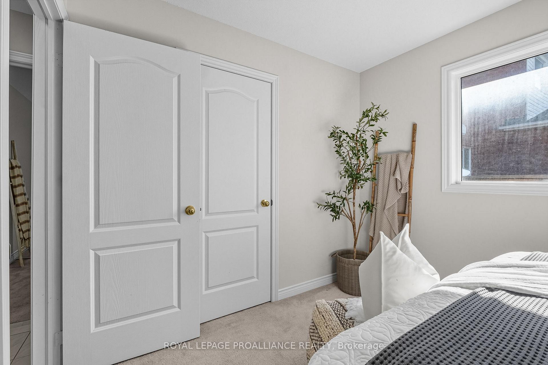 Photo 28 of 20 Patrick Drive, Whitby, Pringle Creek — HOMEH