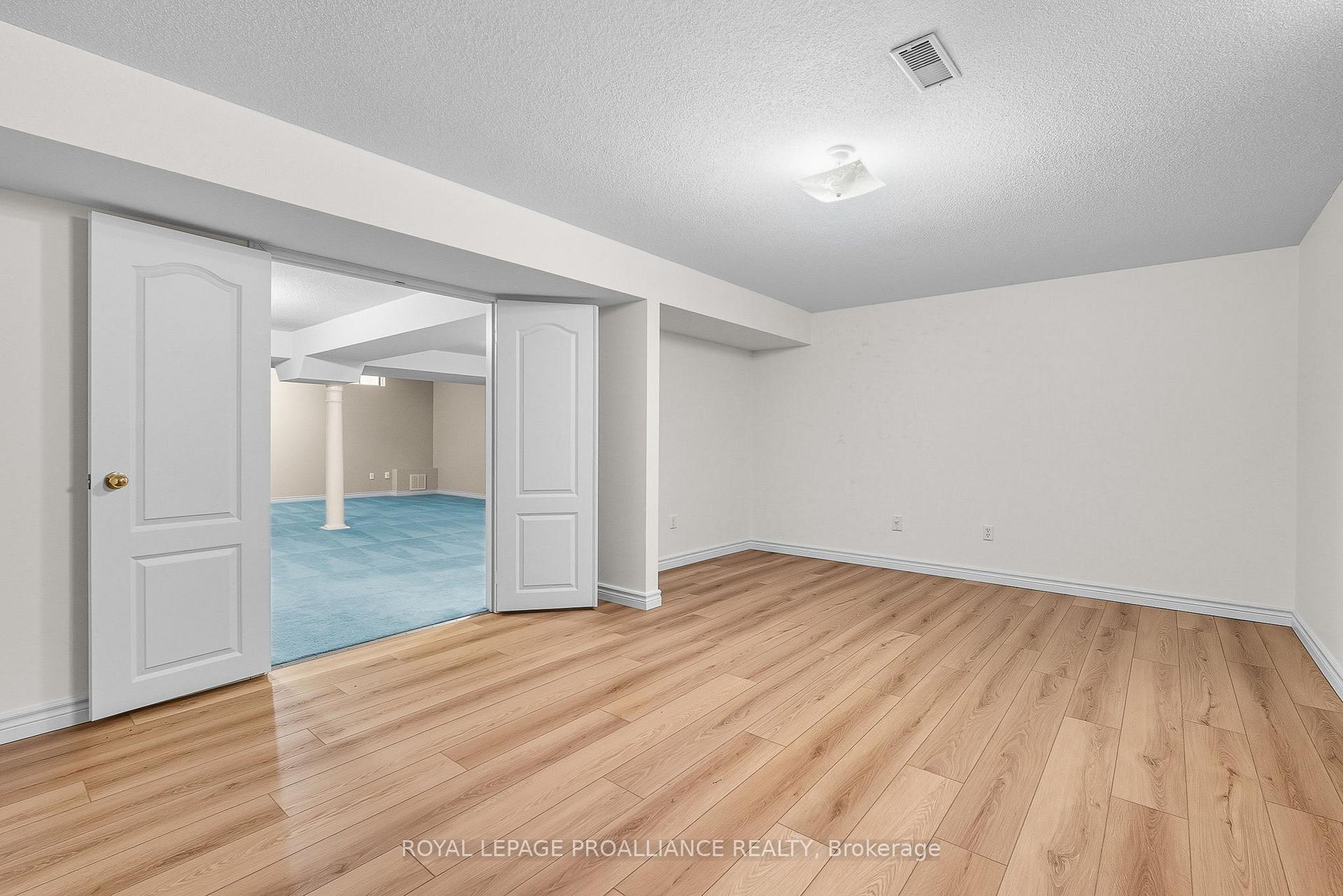Photo 37 of 20 Patrick Drive, Whitby, Pringle Creek — HOMEH