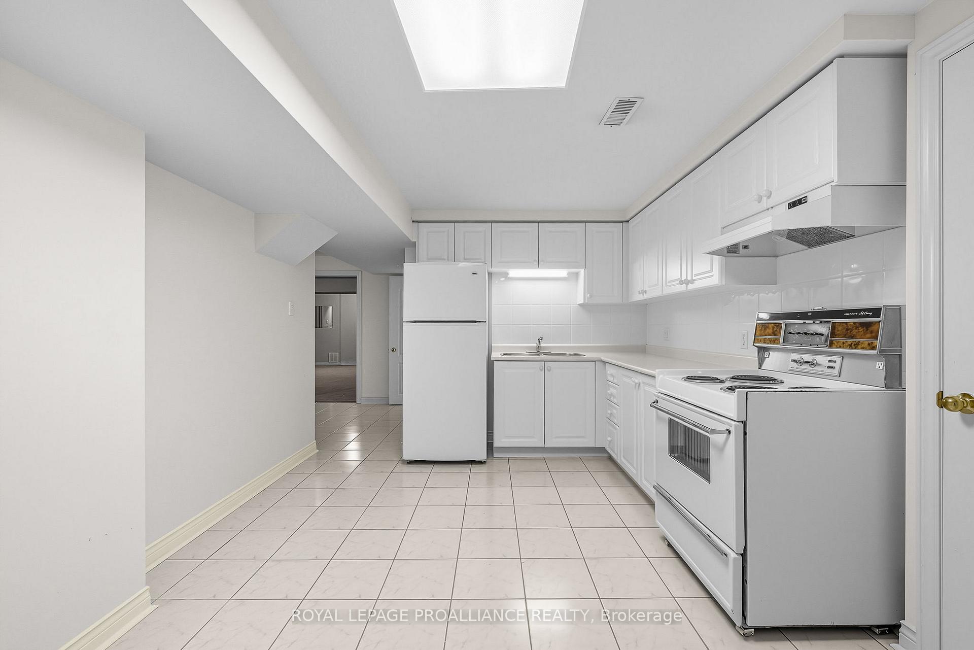 Photo 40 of 20 Patrick Drive, Whitby, Pringle Creek — HOMEH