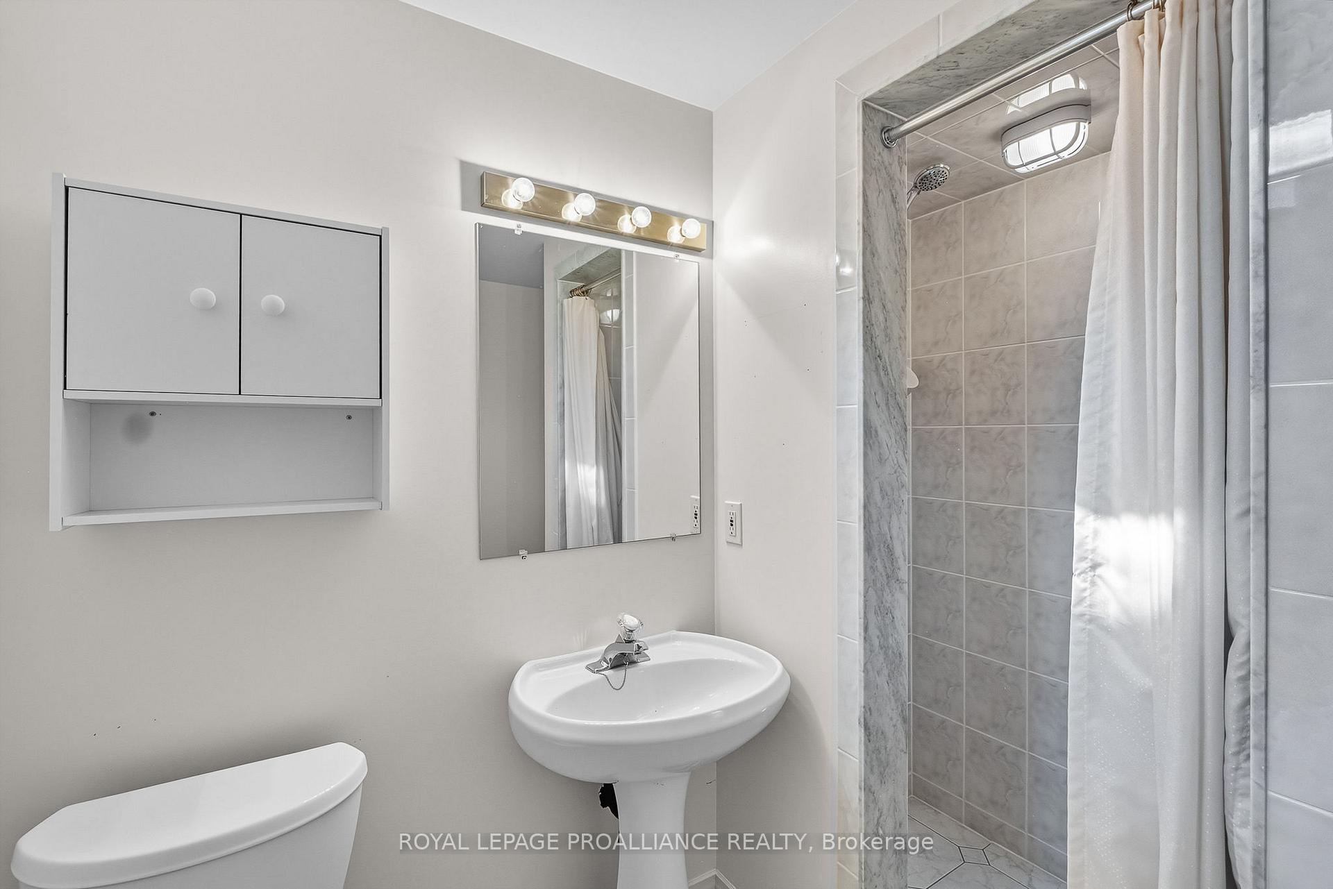 Photo 41 of 20 Patrick Drive, Whitby, Pringle Creek — HOMEH