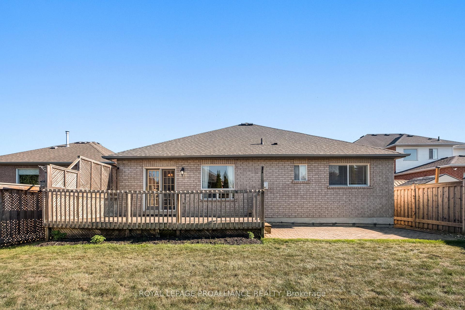 Photo 46 of 20 Patrick Drive, Whitby, Pringle Creek — HOMEH
