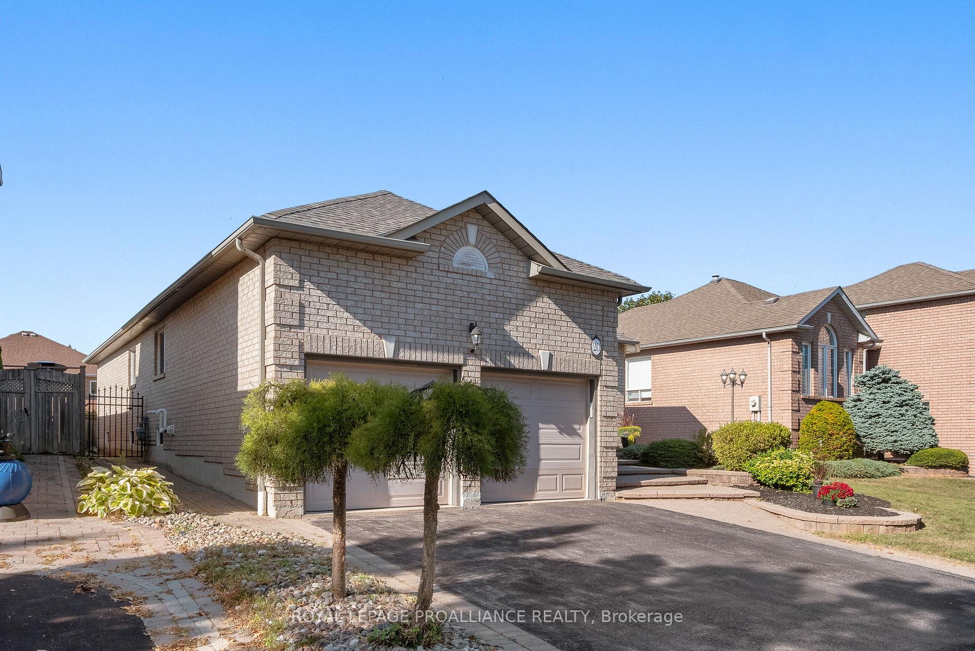 Photo 48 of 20 Patrick Drive, Whitby, Pringle Creek — HOMEH