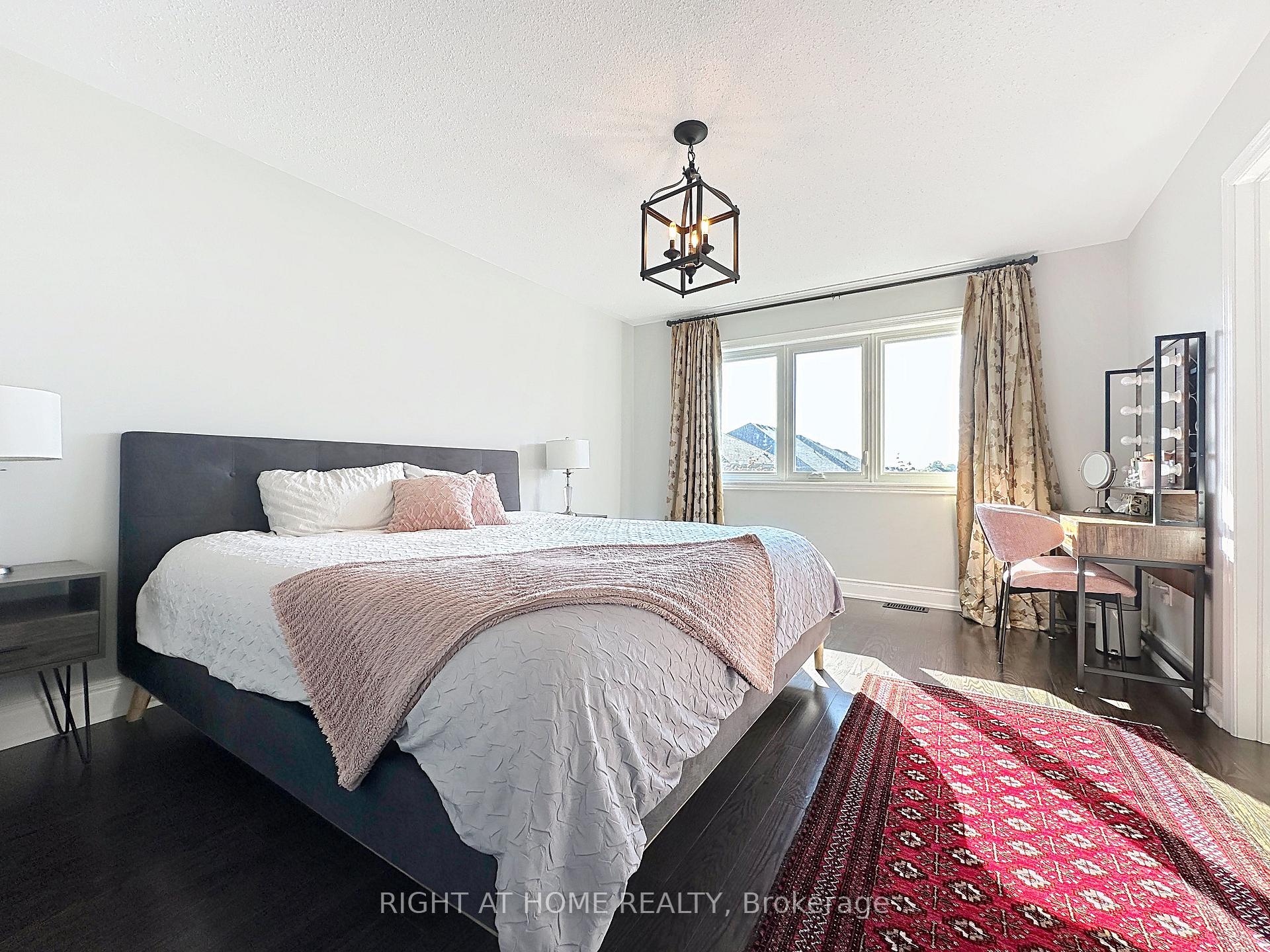Photo 7 of 77 Gauguin Avenue, Vaughan, Patterson — HOMEH