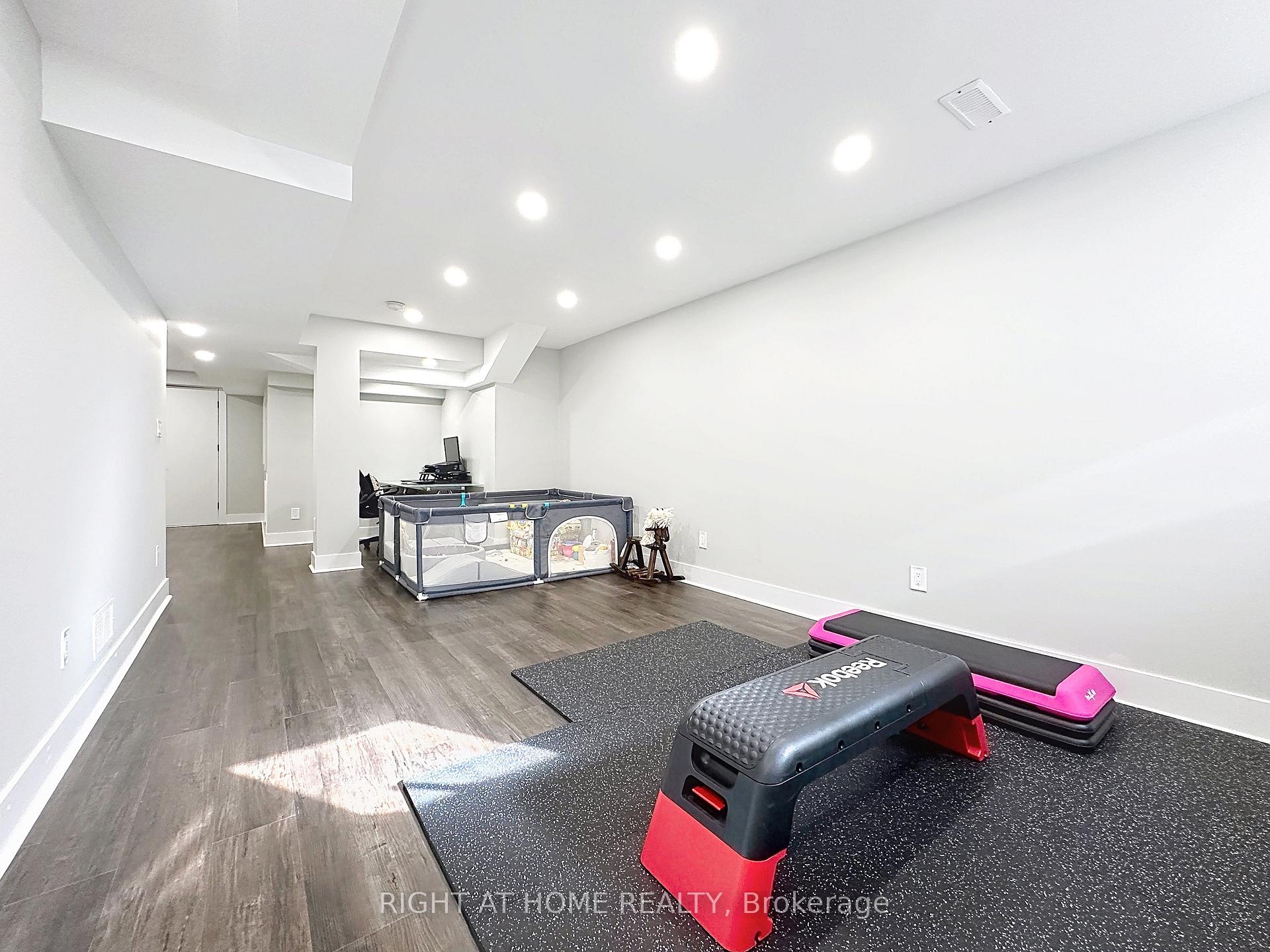 Photo 12 of 77 Gauguin Avenue, Vaughan, Patterson — HOMEH