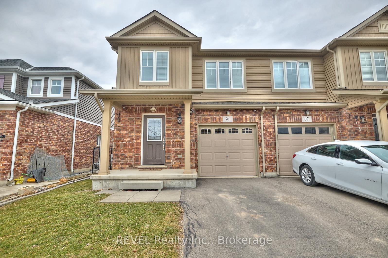Photo 2 of 91 Roselawn Crescent, Welland, Coyle Creek — HOMEH