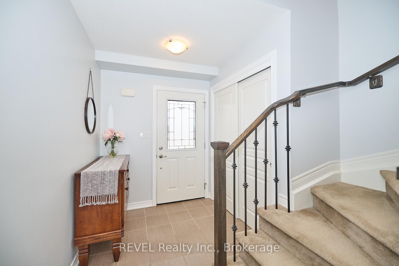 Photo 13 of 91 Roselawn Crescent, Welland, Coyle Creek — HOMEH