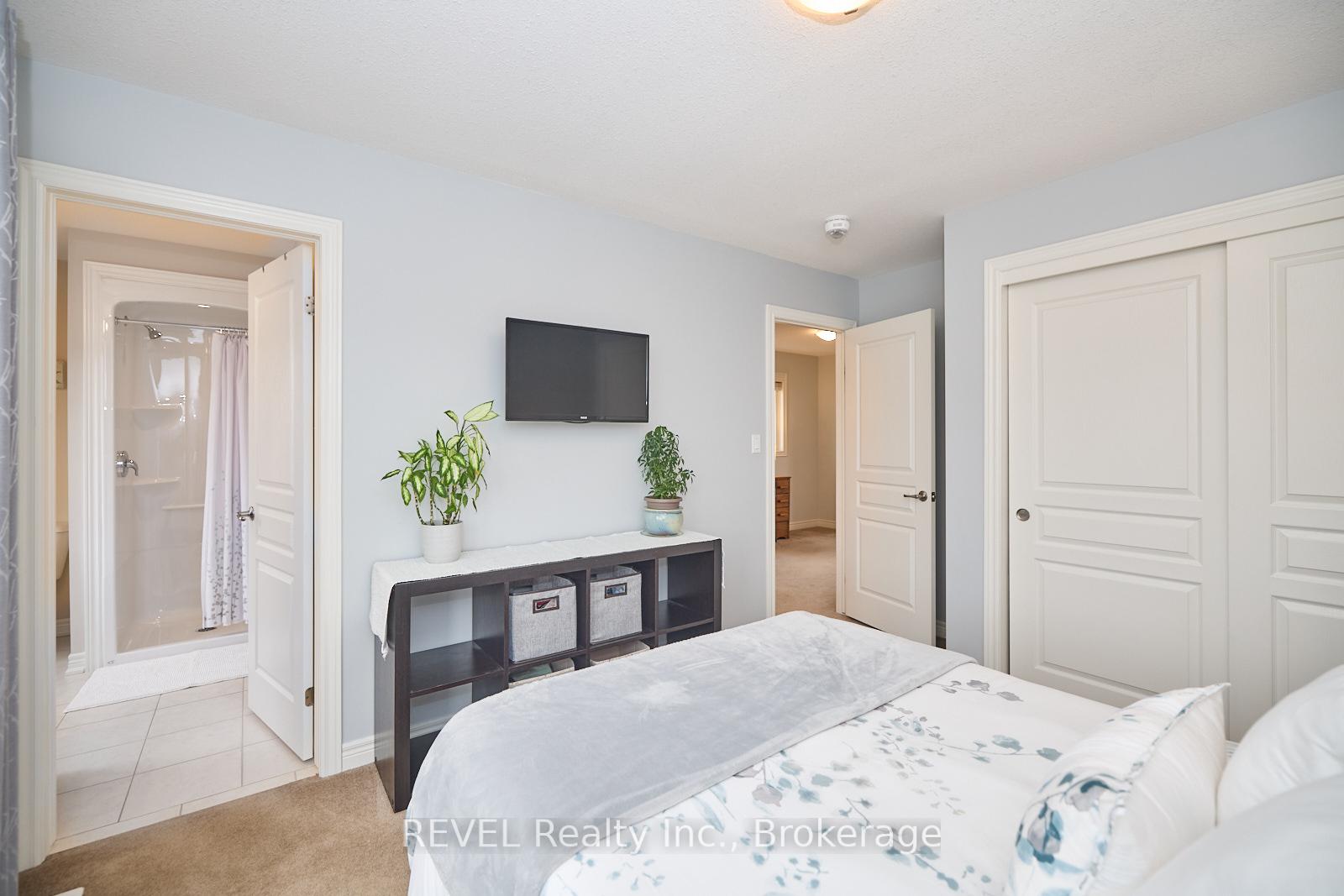 Photo 24 of 91 Roselawn Crescent, Welland, Coyle Creek — HOMEH