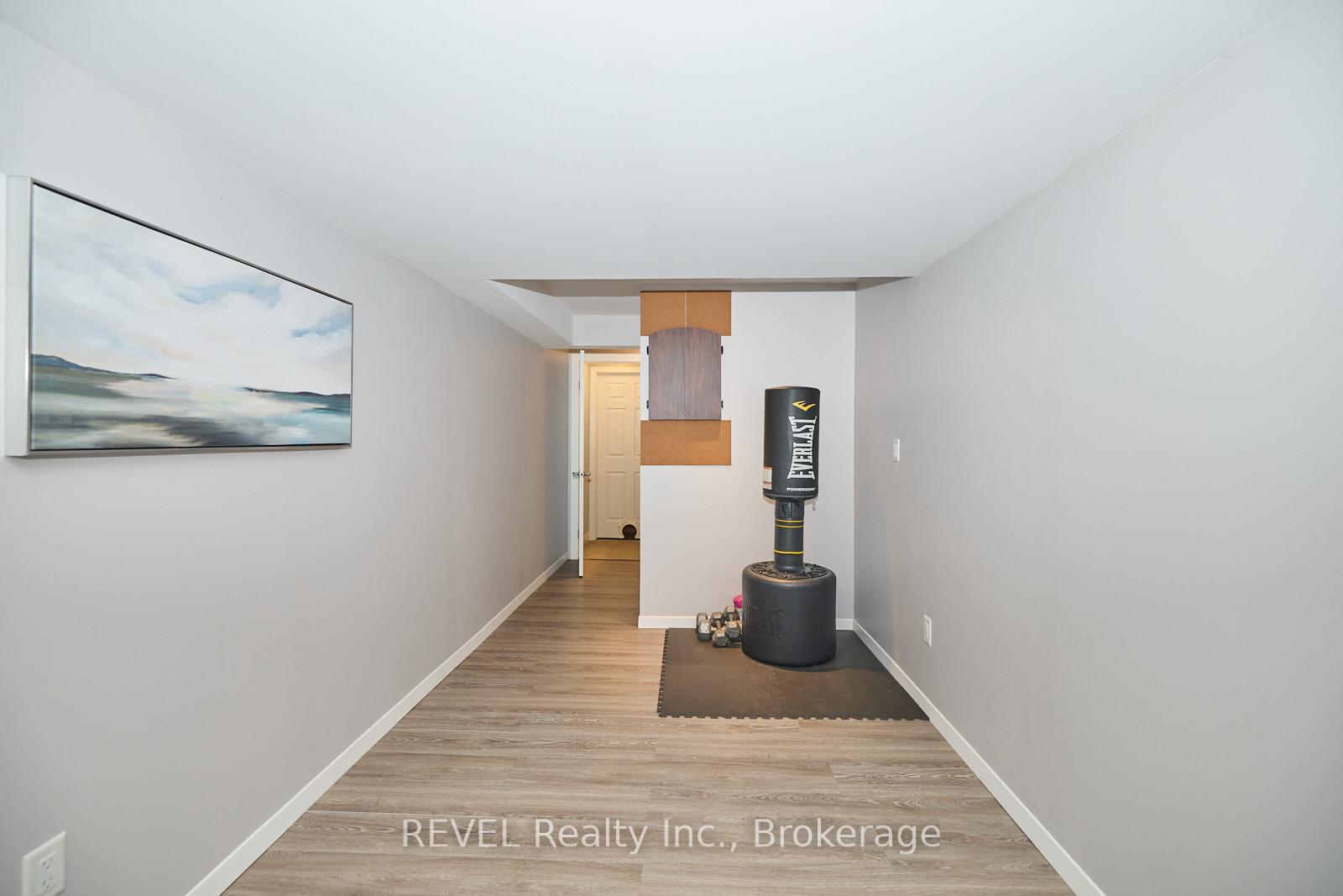 Photo 28 of 91 Roselawn Crescent, Welland, Coyle Creek — HOMEH
