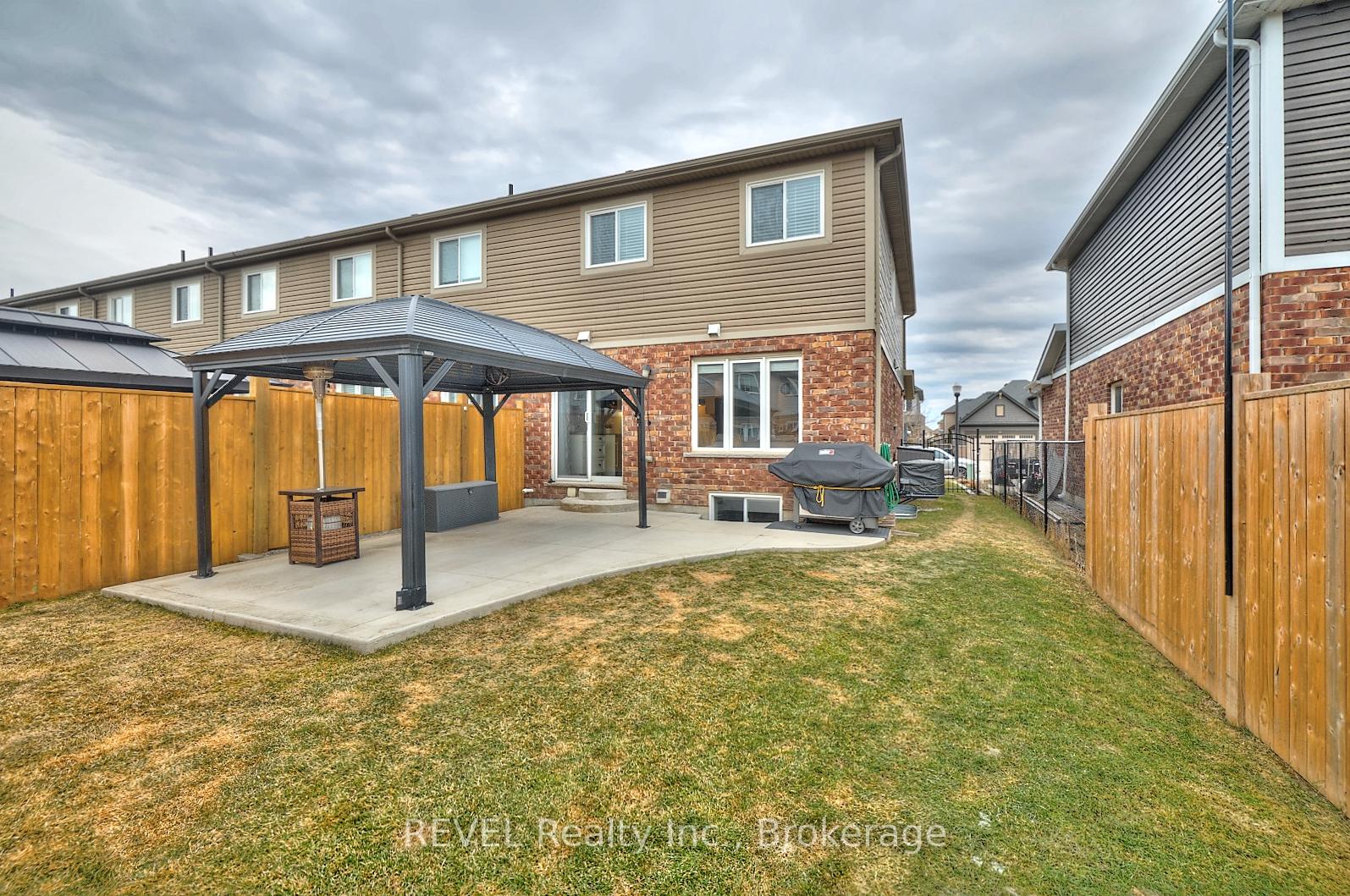 Photo 32 of 91 Roselawn Crescent, Welland, Coyle Creek — HOMEH